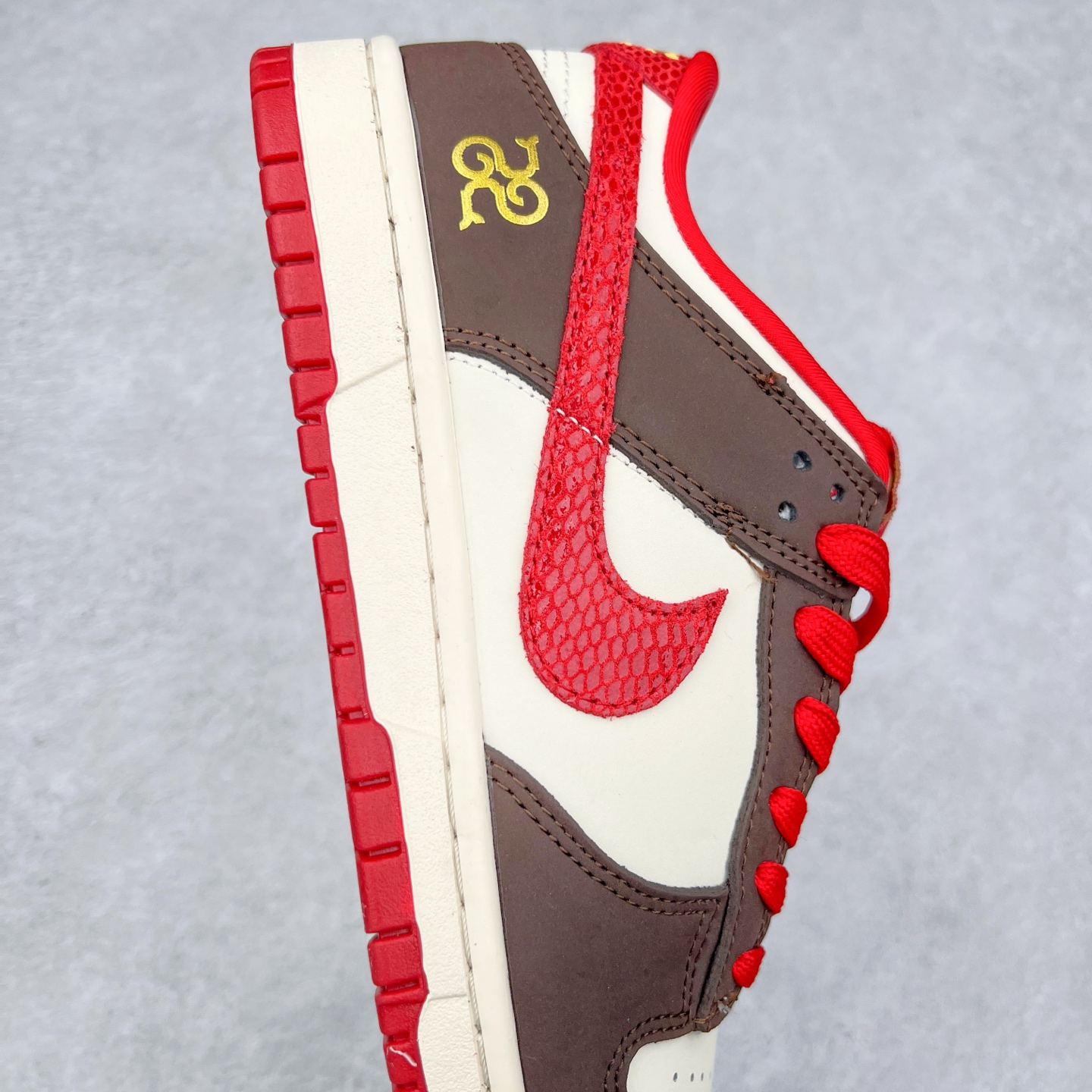 图片[6]-NK Dunk Low 定制配色 CH6336-284 大厂出品 极力推荐 原装头层材料 独家版型蒸餾加工帶來的是更好的视觉和脚感体验大厂纯原品质出货 清洁度 电绣工艺 皮料切割干净无任何毛边 细节完美 尺码：36 36.5 37.5 38 38.5 39 40 40.5 41 42 42.5 43 44 44.5 45-选品中心