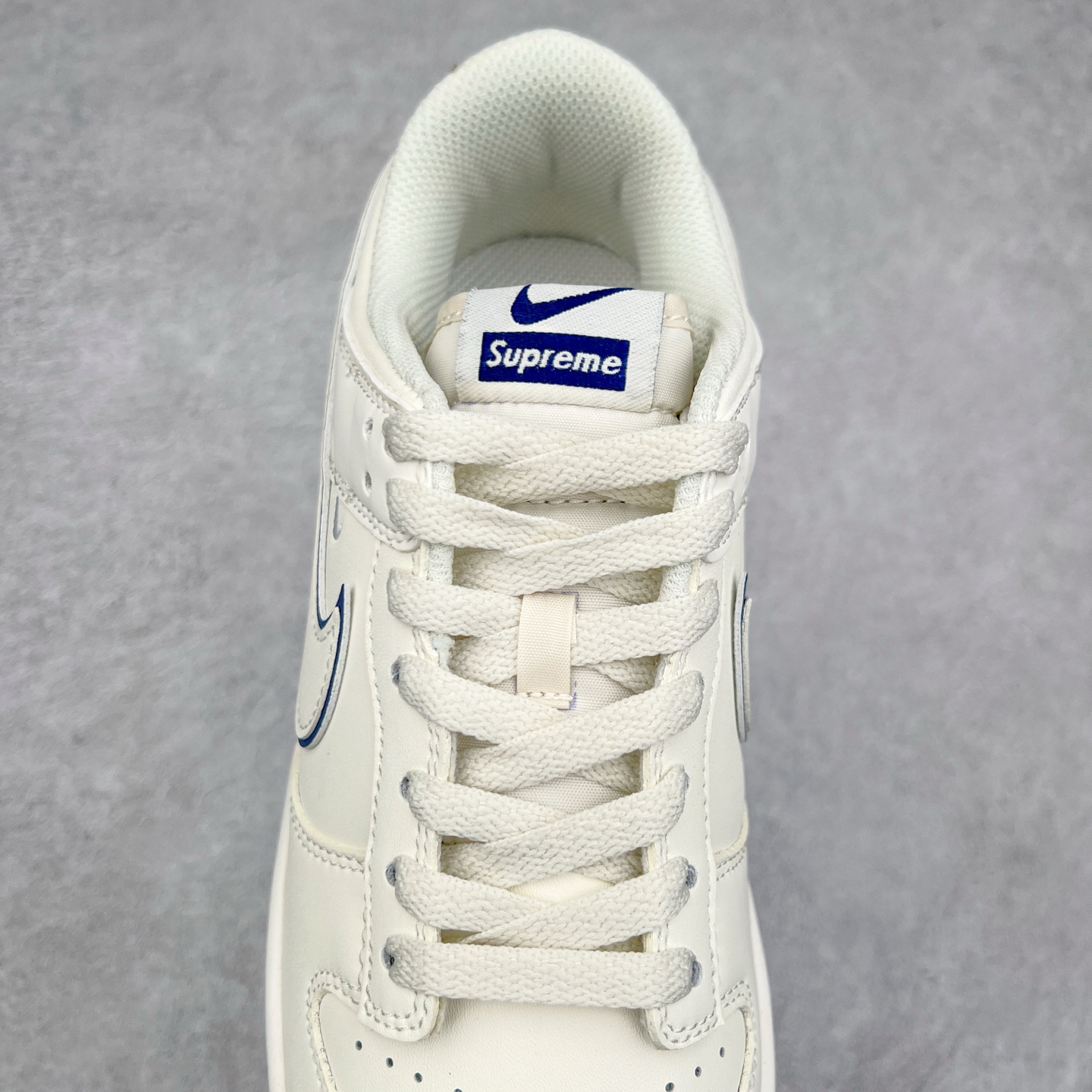 图片[5]-NK Dunk Low 定制配色 DJ2024-013 大厂出品 极力推荐 原装头层材料 独家版型蒸餾加工帶來的是更好的视觉和脚感体验大厂纯原品质出货 清洁度 电绣工艺 皮料切割干净无任何毛边 细节完美 尺码：36 36.5 37.5 38 38.5 39 40 40.5 41 42 42.5 43 44 44.5 45-选品中心