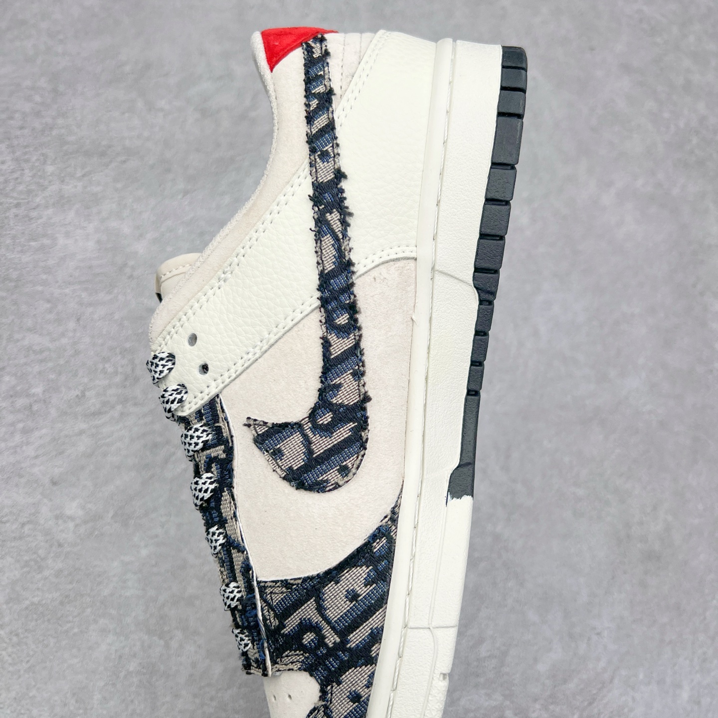 图片[7]-NK Dunk Low 定制配色 DJ2024-131 大厂出品 极力推荐 原装头层材料 独家版型蒸餾加工帶來的是更好的视觉和脚感体验大厂纯原品质出货 清洁度 电绣工艺 皮料切割干净无任何毛边 细节完美 尺码：36 36.5 37.5 38 38.5 39 40 40.5 41 42 42.5 43 44 44.5 45-选品中心