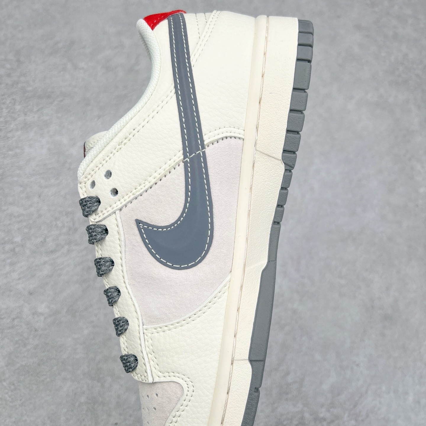 图片[7]-NK Dunk Low 定制配色 FC1688-205 大厂出品 极力推荐 原装头层材料 独家版型蒸餾加工帶來的是更好的视觉和脚感体验大厂纯原品质出货 清洁度 电绣工艺 皮料切割干净无任何毛边 细节完美 尺码：36 36.5 37.5 38 38.5 39 40 40.5 41 42 42.5 43 44 44.5 45-选品中心