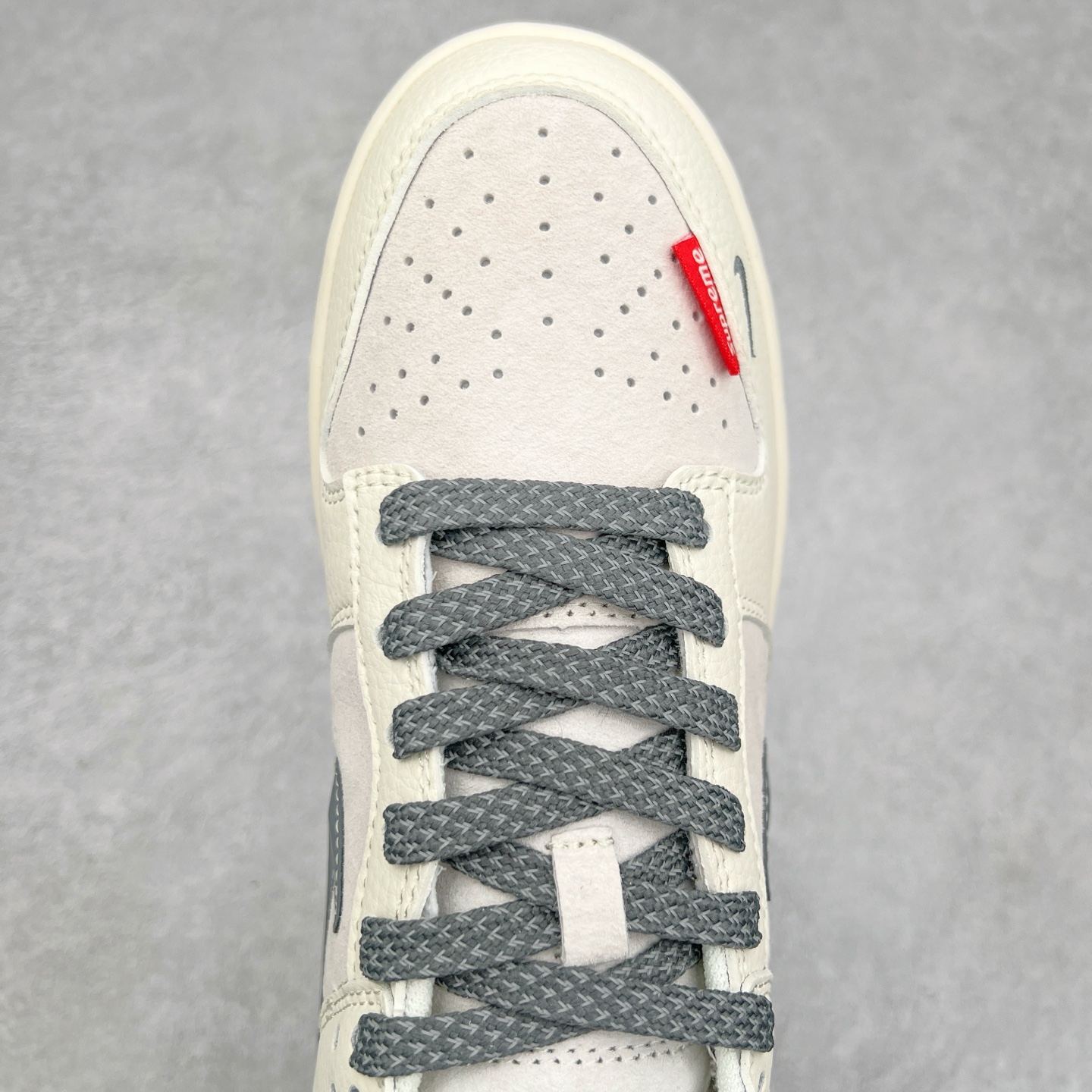 图片[4]-NK Dunk Low 定制配色 FC1688-205 大厂出品 极力推荐 原装头层材料 独家版型蒸餾加工帶來的是更好的视觉和脚感体验大厂纯原品质出货 清洁度 电绣工艺 皮料切割干净无任何毛边 细节完美 尺码：36 36.5 37.5 38 38.5 39 40 40.5 41 42 42.5 43 44 44.5 45-选品中心