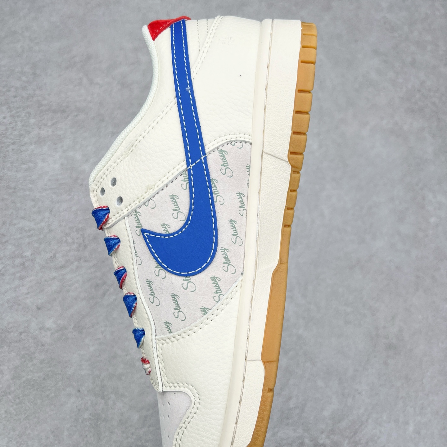 图片[7]-NK Dunk Low 定制配色 FC1688-207 大厂出品 极力推荐 原装头层材料 独家版型蒸餾加工帶來的是更好的视觉和脚感体验大厂纯原品质出货 清洁度 电绣工艺 皮料切割干净无任何毛边 细节完美 尺码：36 36.5 37.5 38 38.5 39 40 40.5 41 42 42.5 43 44 44.5 45-选品中心