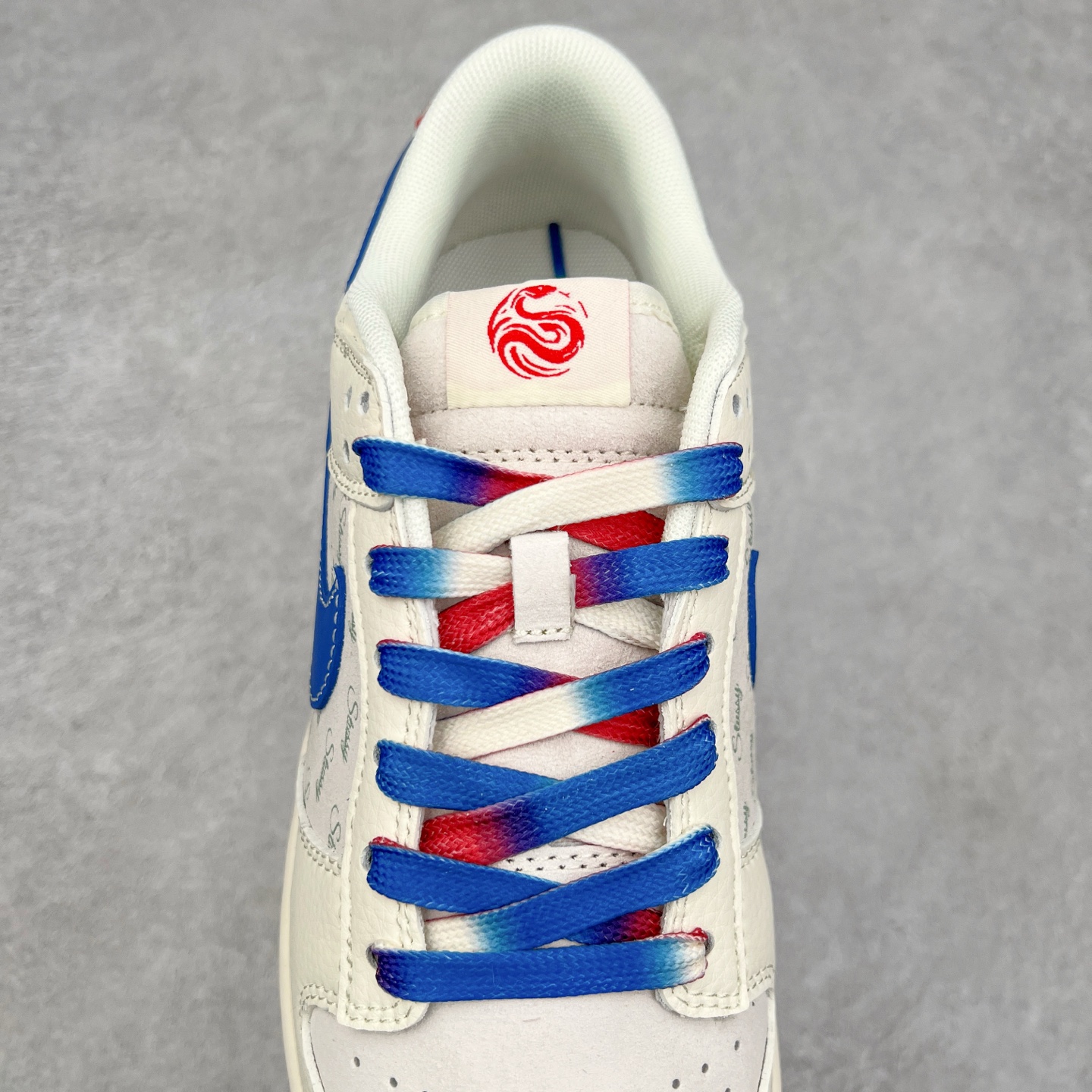 图片[5]-NK Dunk Low 定制配色 FC1688-207 大厂出品 极力推荐 原装头层材料 独家版型蒸餾加工帶來的是更好的视觉和脚感体验大厂纯原品质出货 清洁度 电绣工艺 皮料切割干净无任何毛边 细节完美 尺码：36 36.5 37.5 38 38.5 39 40 40.5 41 42 42.5 43 44 44.5 45-选品中心