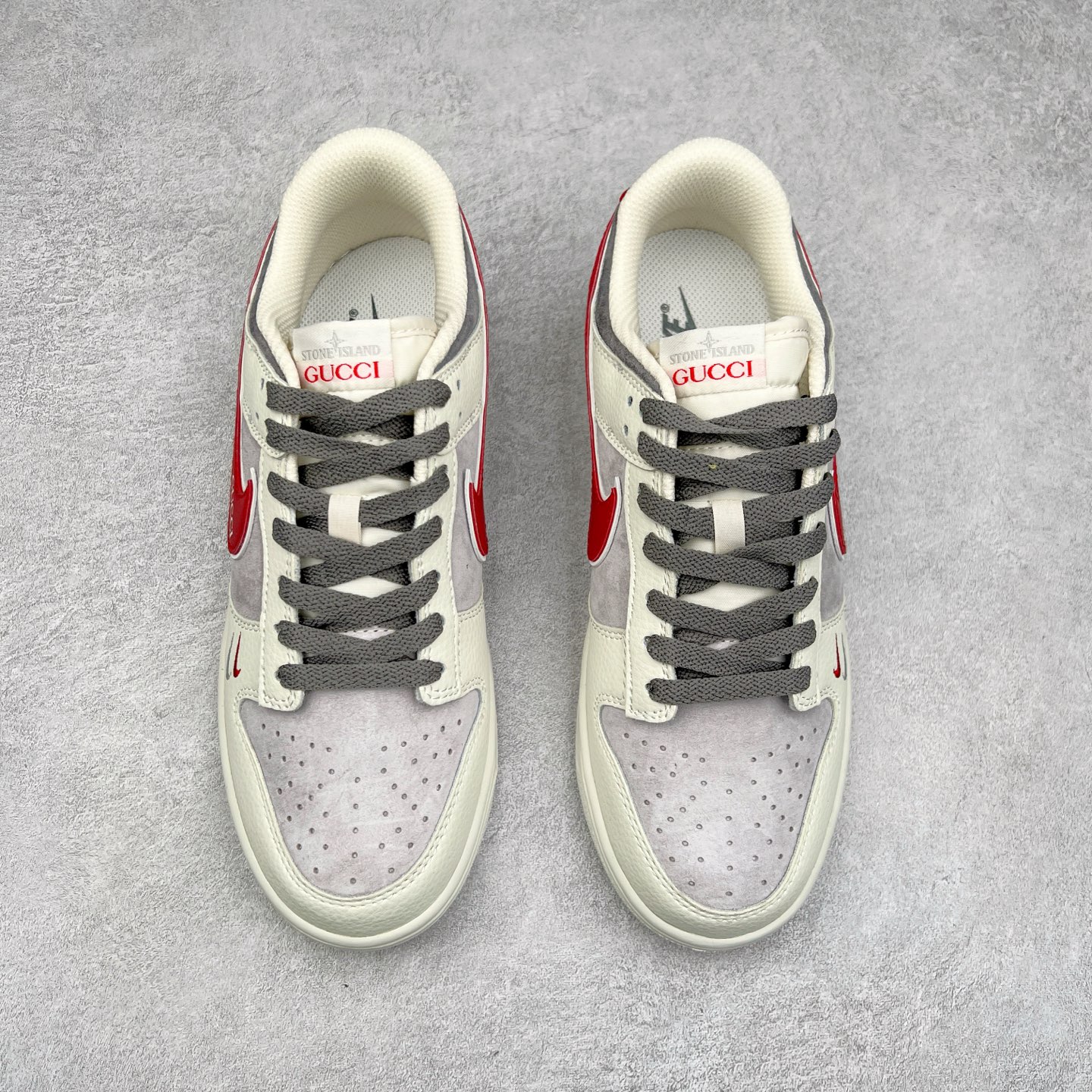 图片[2]-NK Dunk Low 定制配色 DJ2024-124 大厂出品 极力推荐 原装头层材料 独家版型蒸餾加工帶來的是更好的视觉和脚感体验大厂纯原品质出货 清洁度 电绣工艺 皮料切割干净无任何毛边 细节完美 尺码：36 36.5 37.5 38 38.5 39 40 40.5 41 42 42.5 43 44 44.5 45-选品中心