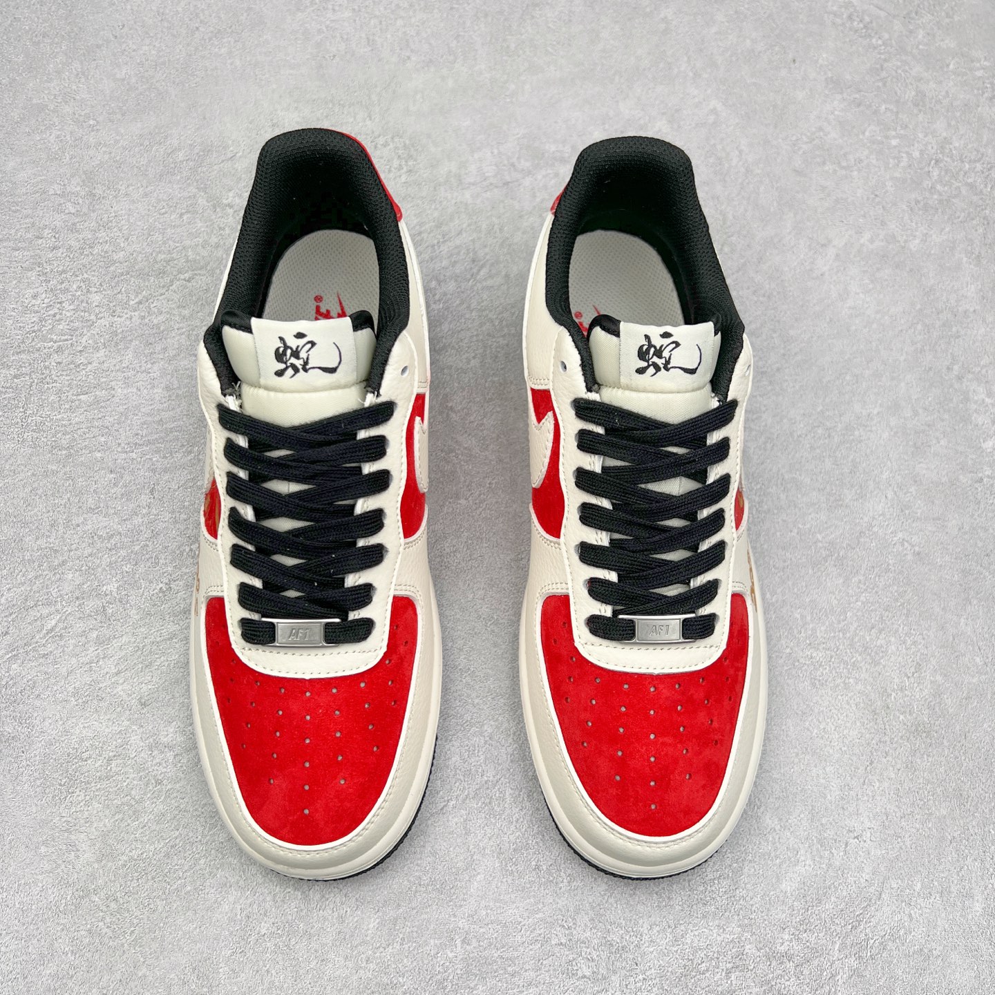 图片[2]-NK Air Force 1´07 Low 空军一号低帮百搭休闲运动板鞋 DM6688-028 柔软、弹性十足的缓震性能和出色的中底设计 横跨复古与现代的外型结合 造就出风靡全球 三十多年的Force 1 直到今天还深受青睐 尺码：36 36.5 37.5 38 38.5 39 40 40.5 41 42 42.5 43 44 44.5 45-选品中心