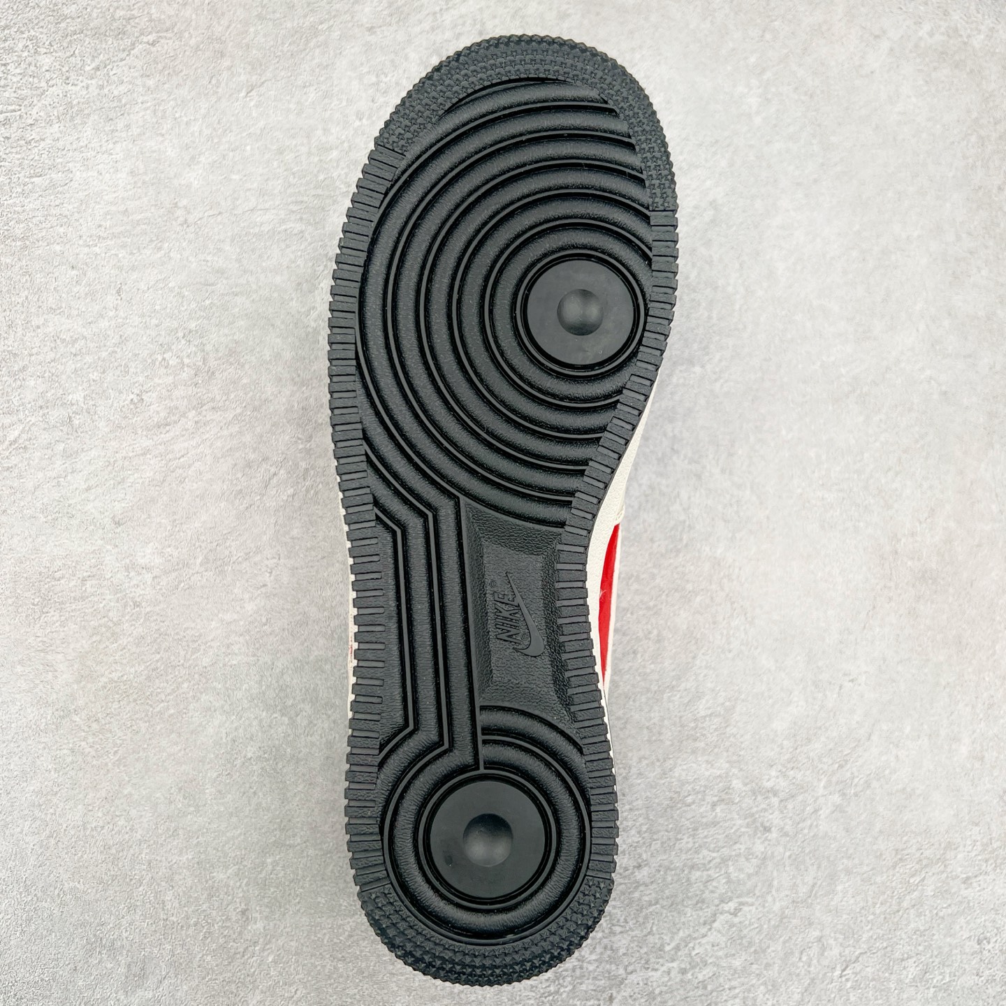 图片[9]-NK Air Force 1´07 Low 空军一号低帮百搭休闲运动板鞋 DM6688-028 柔软、弹性十足的缓震性能和出色的中底设计 横跨复古与现代的外型结合 造就出风靡全球 三十多年的Force 1 直到今天还深受青睐 尺码：36 36.5 37.5 38 38.5 39 40 40.5 41 42 42.5 43 44 44.5 45-选品中心