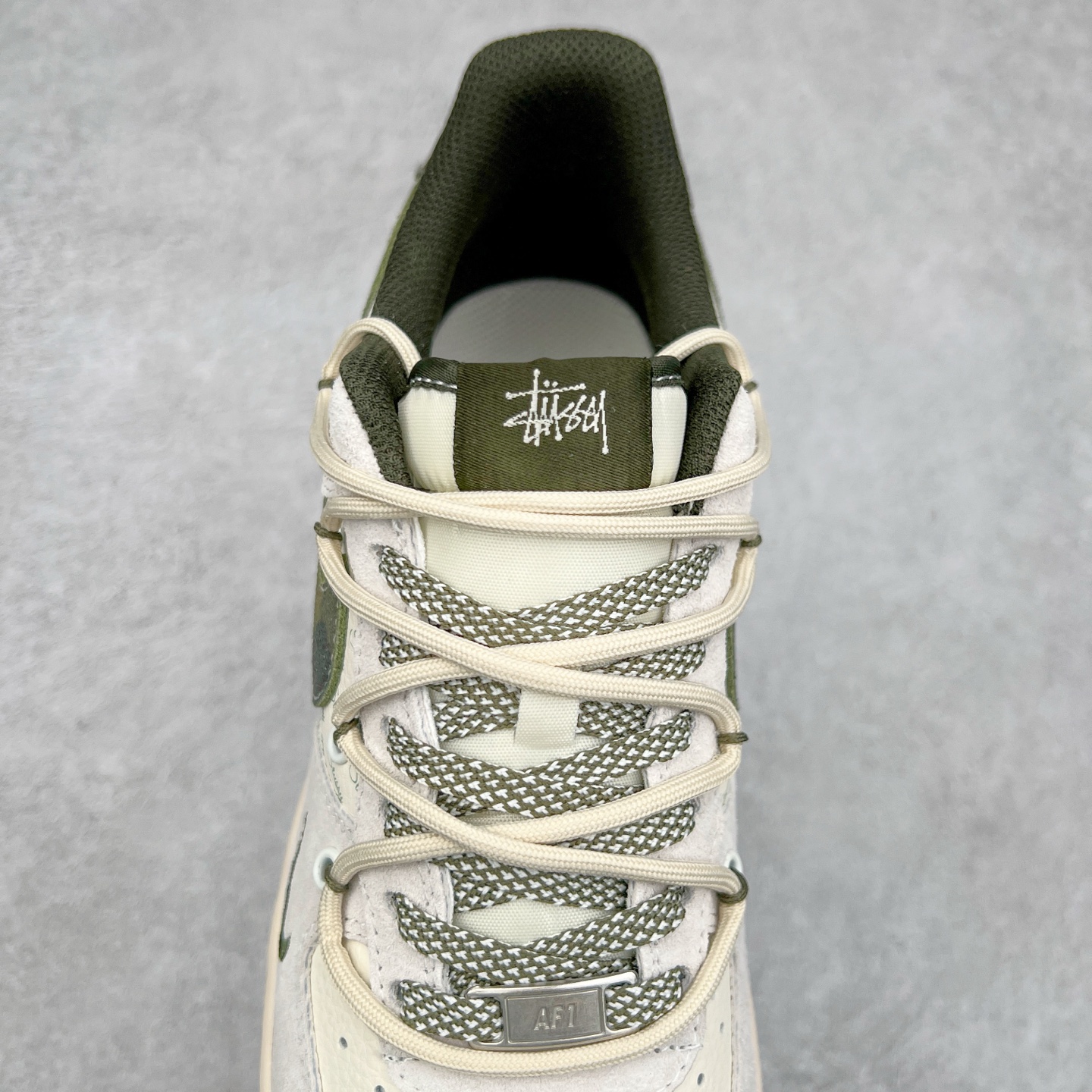 图片[5]-NK Air Force 1´07 Low 空军一号低帮百搭休闲运动板鞋 DM6688-014 柔软、弹性十足的缓震性能和出色的中底设计 横跨复古与现代的外型结合 造就出风靡全球 三十多年的Force 1 直到今天还深受青睐 尺码：36 36.5 37.5 38 38.5 39 40 40.5 41 42 42.5 43 44 44.5 45-选品中心