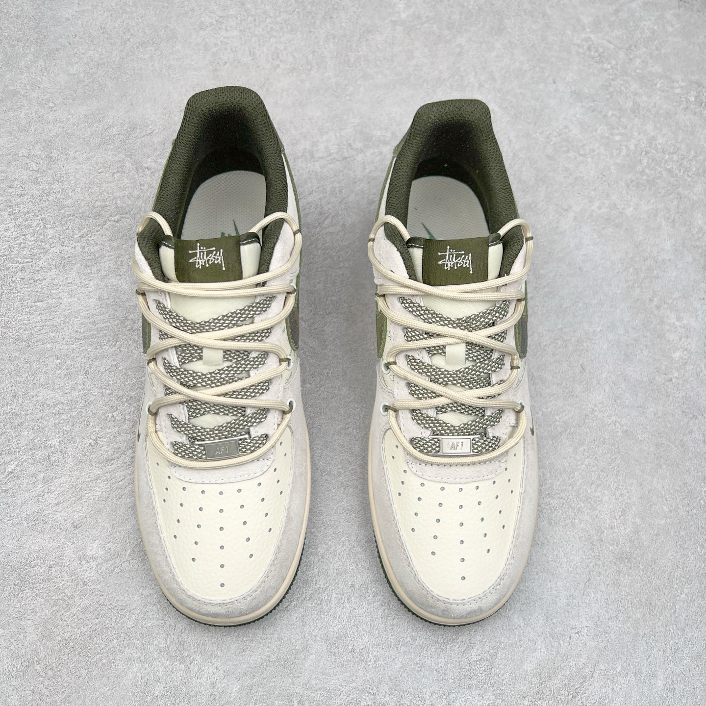 图片[2]-NK Air Force 1´07 Low 空军一号低帮百搭休闲运动板鞋 DM6688-014 柔软、弹性十足的缓震性能和出色的中底设计 横跨复古与现代的外型结合 造就出风靡全球 三十多年的Force 1 直到今天还深受青睐 尺码：36 36.5 37.5 38 38.5 39 40 40.5 41 42 42.5 43 44 44.5 45-选品中心