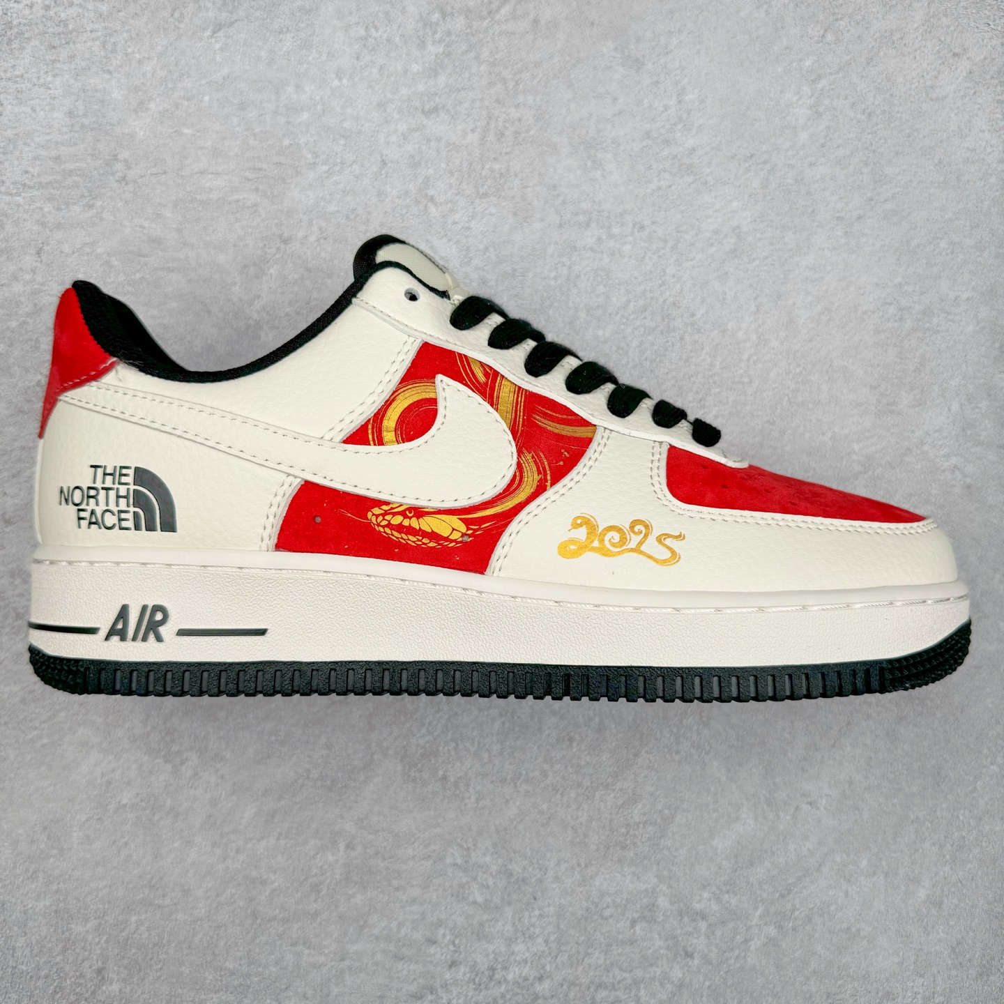 NK Air Force 1´07 Low 空军一号低帮百搭休闲运动板鞋 DM6688-028 柔软、弹性十足的缓震性能和出色的中底设计 横跨复古与现代的外型结合 造就出风靡全球 三十多年的Force 1 直到今天还深受青睐 尺码：36 36.5 37.5 38 38.5 39 40 40.5 41 42 42.5 43 44 44.5 45-选品中心