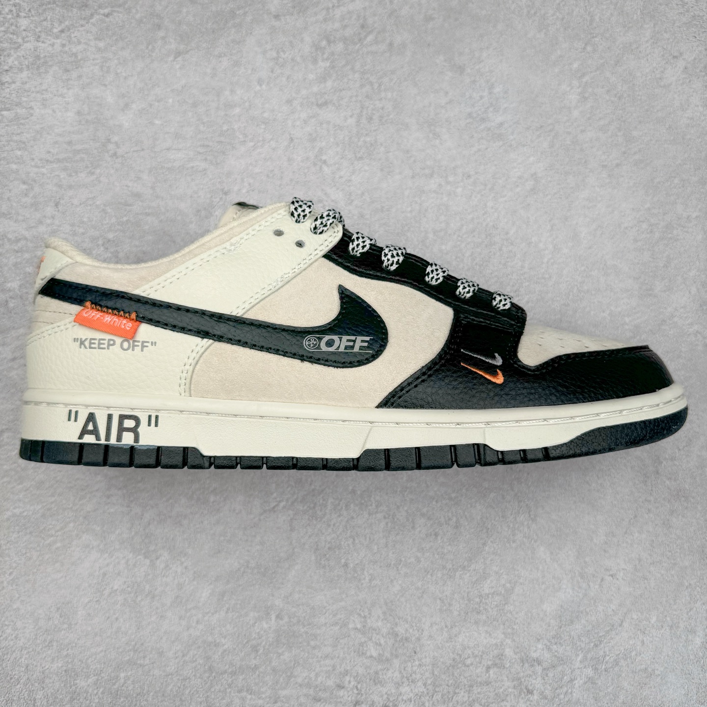 NK Dunk Low 定制配色 DJ2024-113 大厂出品 极力推荐 原装头层材料 独家版型蒸餾加工帶來的是更好的视觉和脚感体验大厂纯原品质出货 清洁度 电绣工艺 皮料切割干净无任何毛边 细节完美 尺码：36 36.5 37.5 38 38.5 39 40 40.5 41 42 42.5 43 44 44.5 45-选品中心