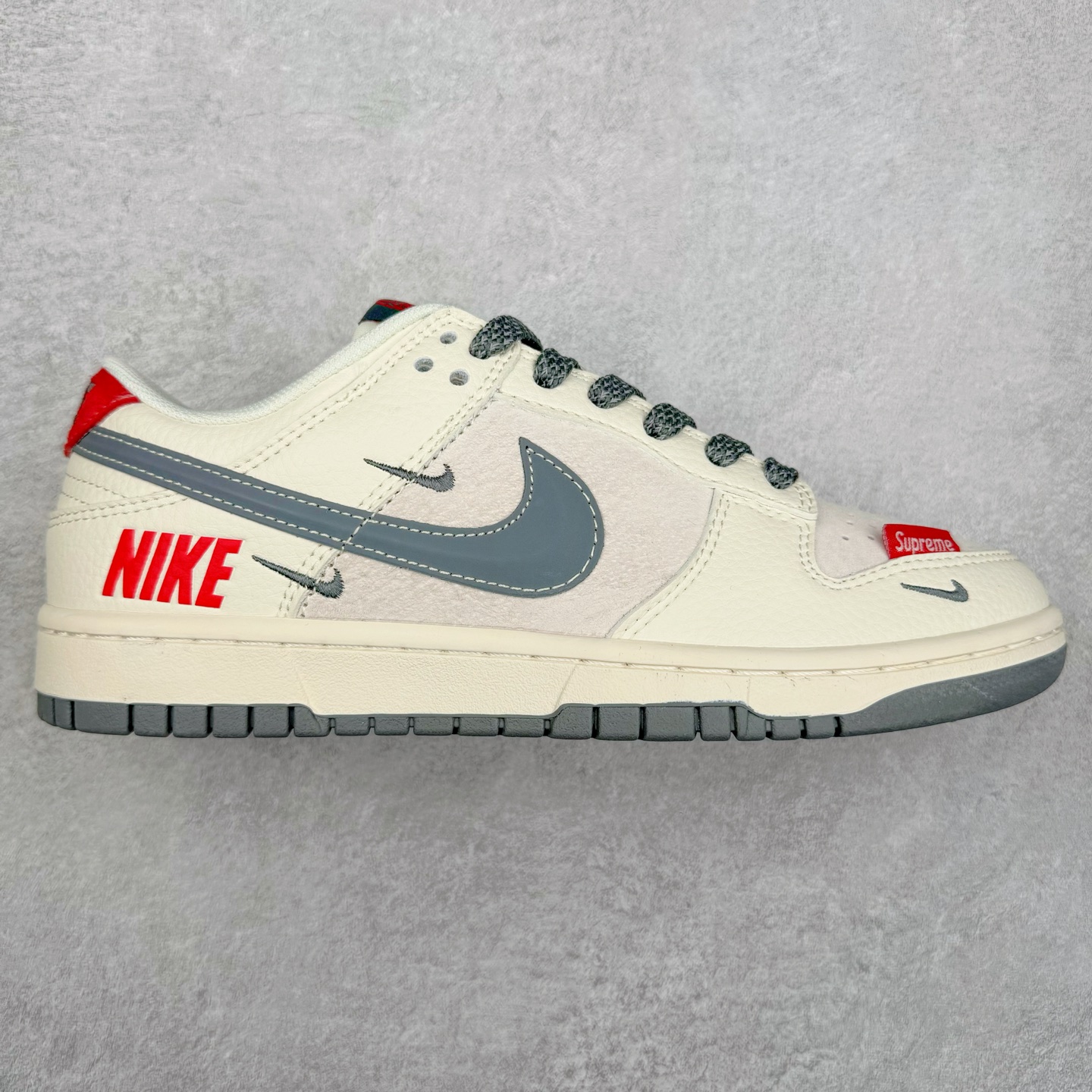 NK Dunk Low 定制配色 FC1688-205 大厂出品 极力推荐 原装头层材料 独家版型蒸餾加工帶來的是更好的视觉和脚感体验大厂纯原品质出货 清洁度 电绣工艺 皮料切割干净无任何毛边 细节完美 尺码：36 36.5 37.5 38 38.5 39 40 40.5 41 42 42.5 43 44 44.5 45-选品中心