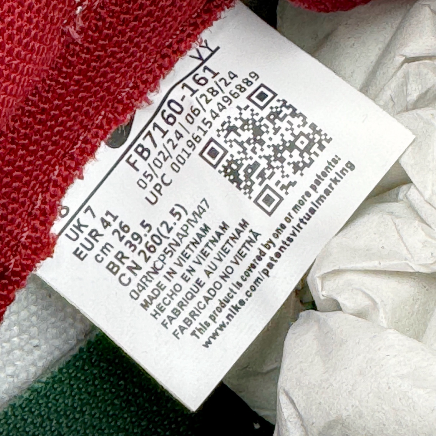 图片[12]-＃YC纯原 NK Dunk Low 荒芜尽头 FB7160-161 定制系列天花板 无原鞋不开发 全系列得物原鞋一比一校对开发 配色持续更新中 终端对接 优势输出 全套原厂楦头原纸板数据档案倾力打造 原汁原味莞产 极致还原 圈内最强针车工艺 高端零售指定版 广东原厂配套原盒原标 鞋盒分三个尺码段 原厂冲刀 超高清洁度 全鞋零毛边皮料切割 采用原厂百宏鞋带以及原厂百宏织唛舌标 内标可供原厂几率过验 进口原装条纹中底布 四线拉帮白色点胶 原厂拉帮手法遵循公司 原厂电绣 极致还原 尺码：36 36.5 37.5 38 38.5 39 40 40.5 41 42 42.5 43 44 44.5 45 46-选品中心