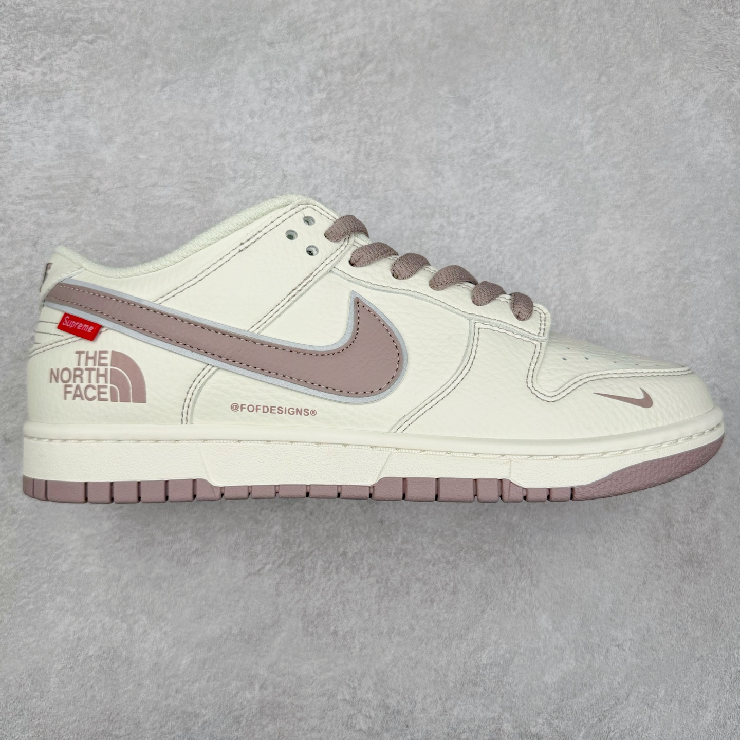 NK Dunk Low 定制配色 BM0234-507 大厂出品 极力推荐 原装头层材料 独家版型蒸餾加工帶來的是更好的视觉和脚感体验大厂纯原品质出货 清洁度 电绣工艺 皮料切割干净无任何毛边 细节完美 尺码：36 36.5 37.5 38 38.5 39 40 40.5 41 42 42.5 43 44 44.5 45-选品中心