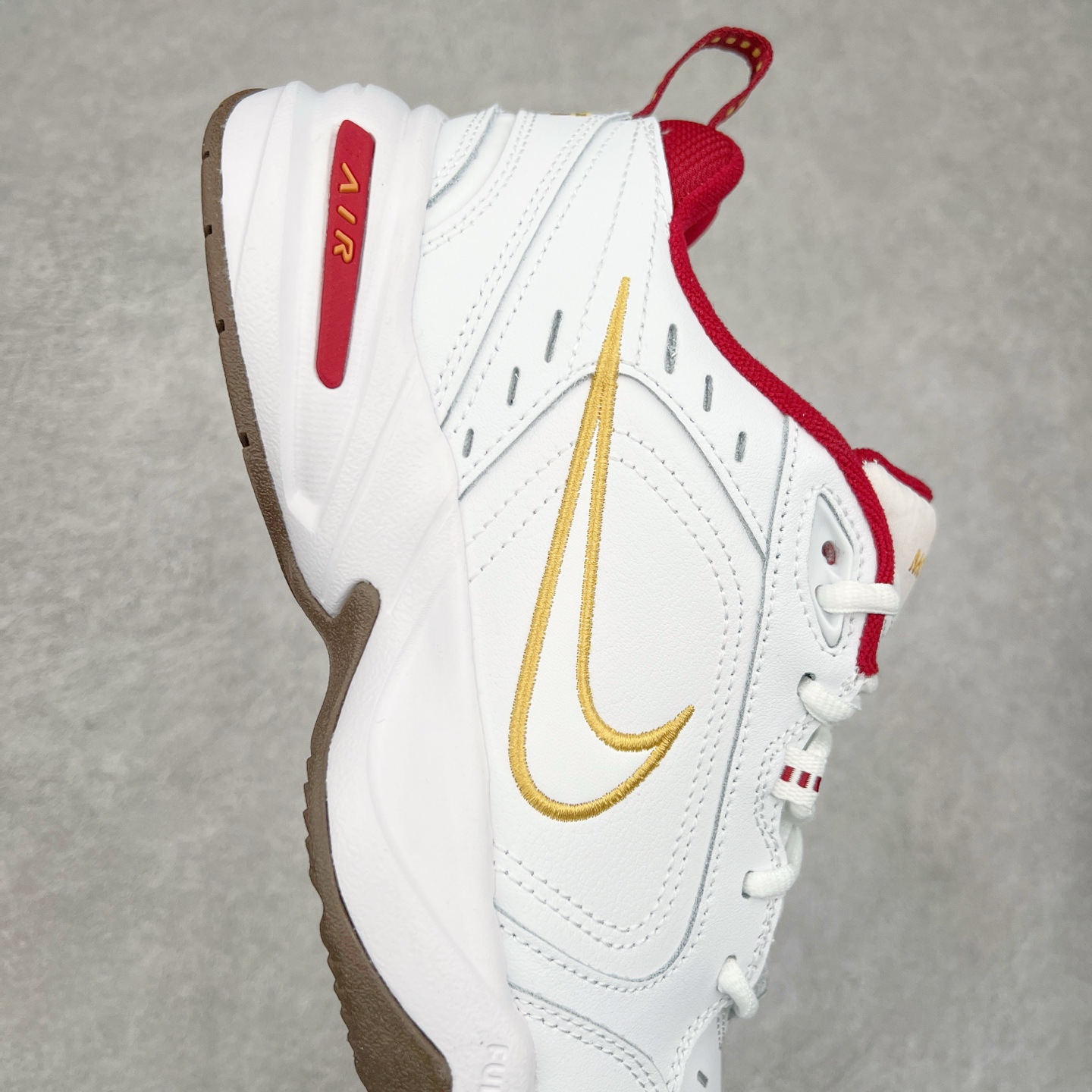 图片[6]-＃纯原 NK Air Monarch IV M2K Tekno 复古运动老爹鞋 正确原楦开发版型 内置Air气垫版本 细节完美还原 复古潮流优质皮革打造鞋面 夸张流线极符 风靡老爹元素 外形延续当下潮流得未来感老爹鞋 设计干净配色风格也带有浓郁的复古感受 极为独特 货号：IB4607-171 尺码：36 36.5 37.5 38 38.5 39 40 40.5 41 42 42.5 43 44 44.5 45-选品中心