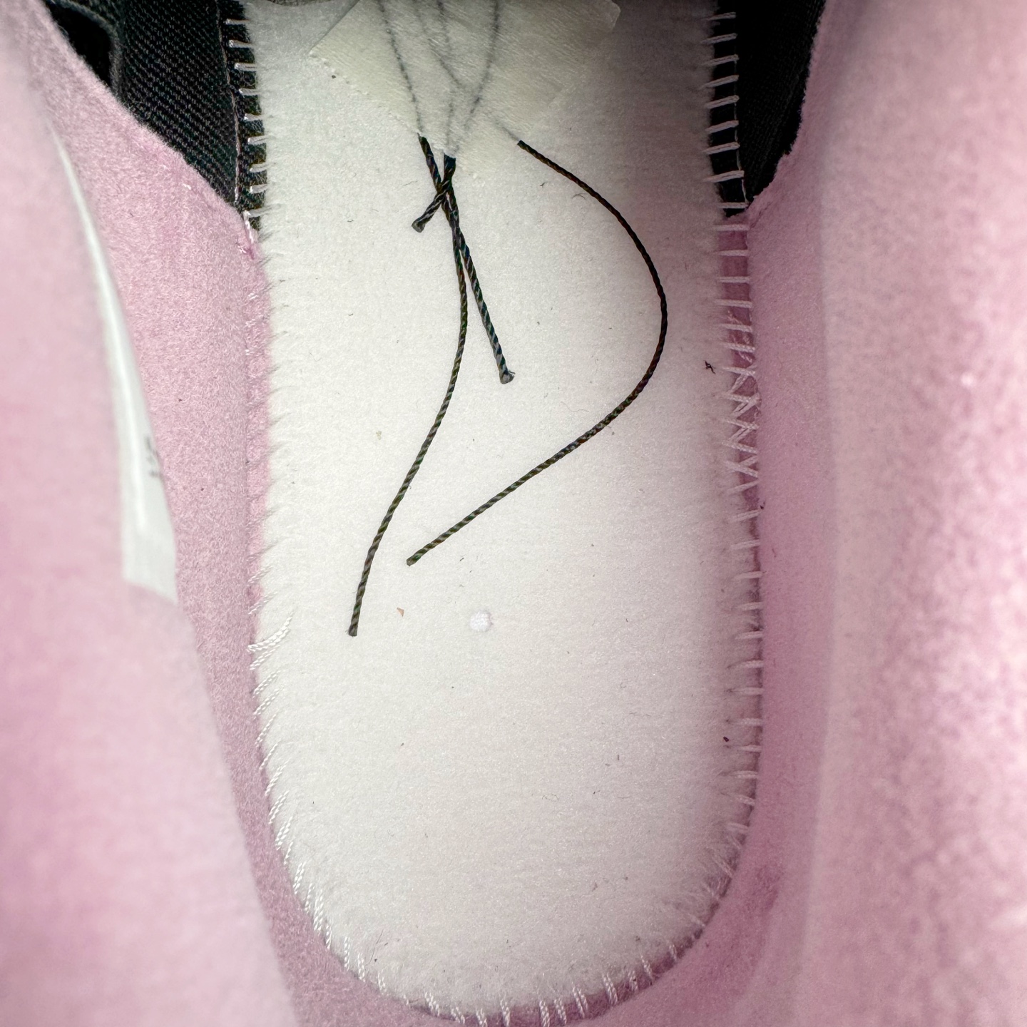 图片[11]-＃OG纯原 Air Jordan AJ4 WMNS \\\”Orchid\\\”猛男粉 AQ9129-501 耗时多个月巨作 重金购买原楦原纸板 确保原汁原味 完美呈现四代版型 原厂织唛标 市面唯一采用原装皮料 正确网格工艺 全方位一致匹配官方细节 尺码：36 36.5 37.5 38 38.5 39 40 40.5 41 42 42.5 43 44 44.5 45 46 47.5-选品中心