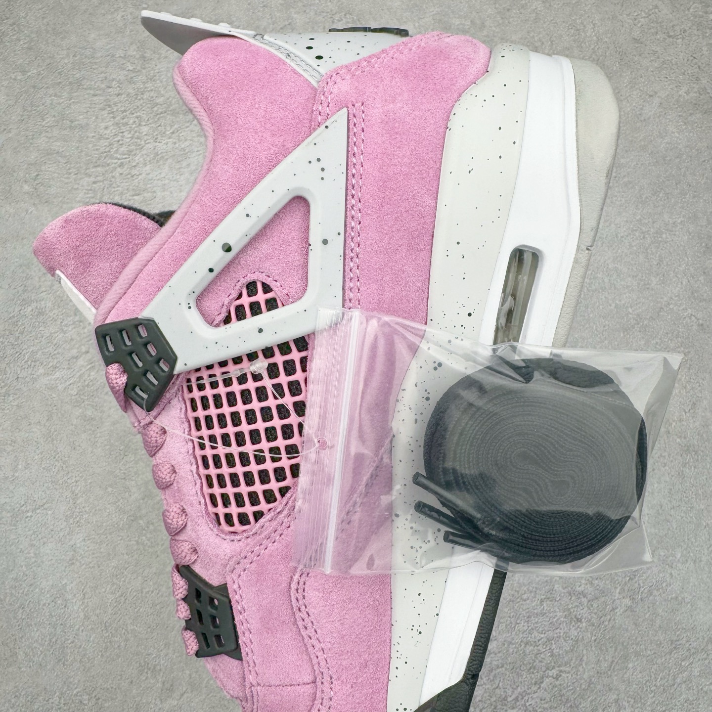 图片[7]-＃OG纯原 Air Jordan AJ4 WMNS \\\”Orchid\\\”猛男粉 AQ9129-501 耗时多个月巨作 重金购买原楦原纸板 确保原汁原味 完美呈现四代版型 原厂织唛标 市面唯一采用原装皮料 正确网格工艺 全方位一致匹配官方细节 尺码：36 36.5 37.5 38 38.5 39 40 40.5 41 42 42.5 43 44 44.5 45 46 47.5-选品中心