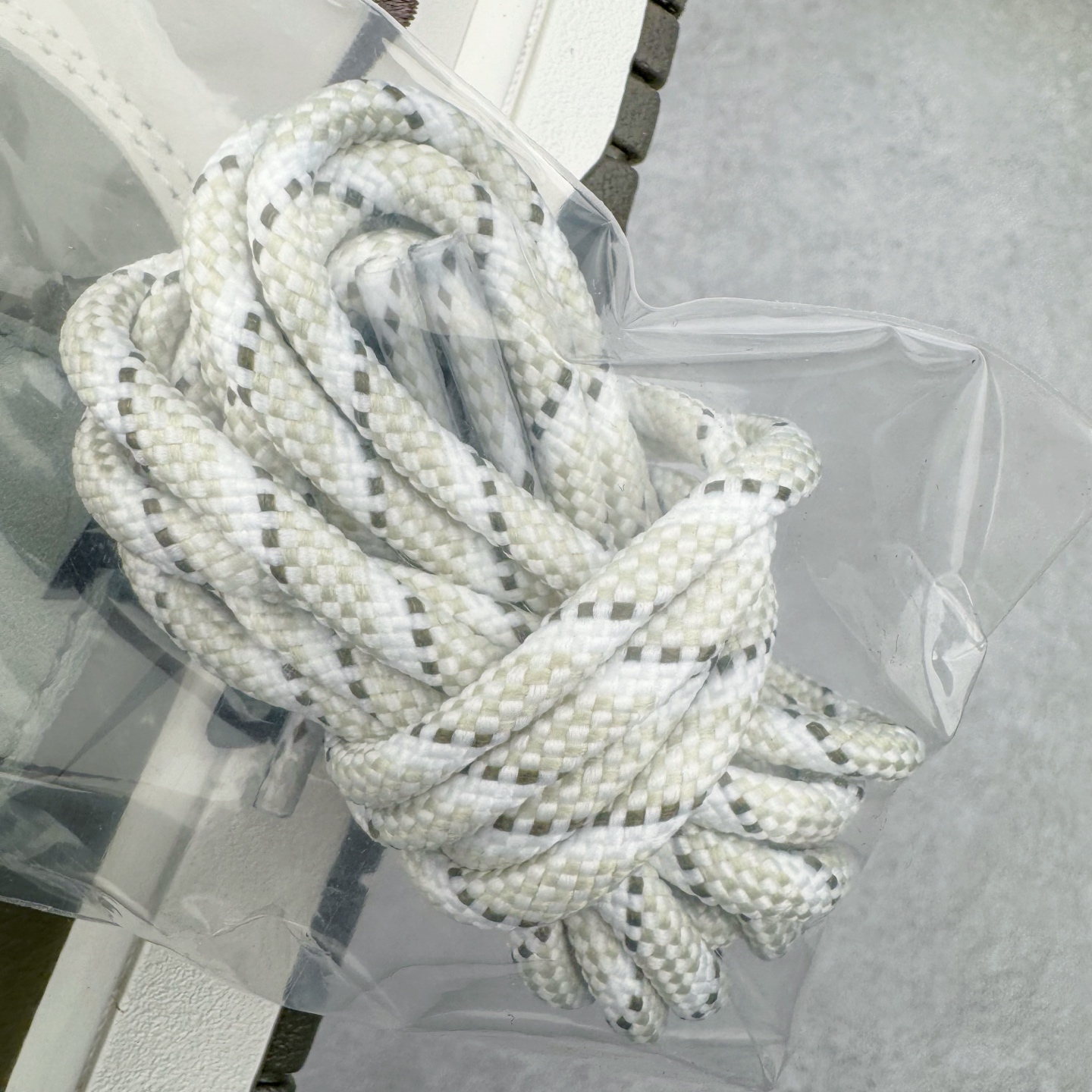 图片[16]-＃原盒版 NK Dunk Low 蛇年限定 米白绿 HV5980-231 全新支线性价比拉满 迎合行情定价 正确头层皮料 细节均购入原鞋校对开发 全套原纸板楦头加持 细节品控鞋型稳定 独家私模官方最新原厂磨具打造大底 鞋头坡度极致还原 原盒原配 玻璃冲刀 超高清洁度 全鞋零毛边皮料切割 正确中底布背胶中底布拉帮走线 尺码：36 36.5 37.5 38 38.5 39 40 40.5 41 42 42.5 43 44 44.5 45 46-选品中心