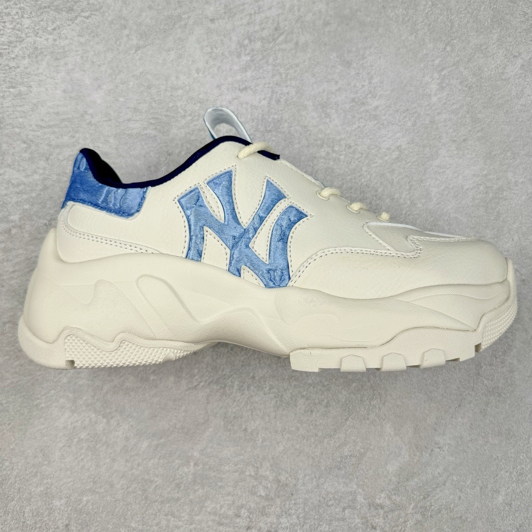 图片[10]-＃PB过验版 MLB Big Ball Chunky 复古印花老爹鞋系列低帮轻量增高厚底百搭休闲运动慢跑鞋 Korea韩国联名NY美国榄球纽约洋基队限定 目前可过轻松秒过各类鉴定 能操作的私聊 韩国代购专供 左脚内置NFC感应 区别市面贴纸假芯片 MLB专用菱形双针中底布 重点细节中底布带注胶孔 原厂NFC感应吊牌 支持鉴定 一个两位数 原盒原标 全套原楦原纸板原厂数据开发 中韩文保养标贴 绿色防霉片 平台代购专供 独家一比一RB+MD组合大底 高频后跟小人Logo精准对位立体饱满 正确网布加超迁鞋面 转印中底走线紧密 转印Logo工艺表层防刮不掉色 尺码：35 36 36.5 37.5 38 38.5 39 40 40.5 41 42 42.5 43 44 44.5 45-选品中心