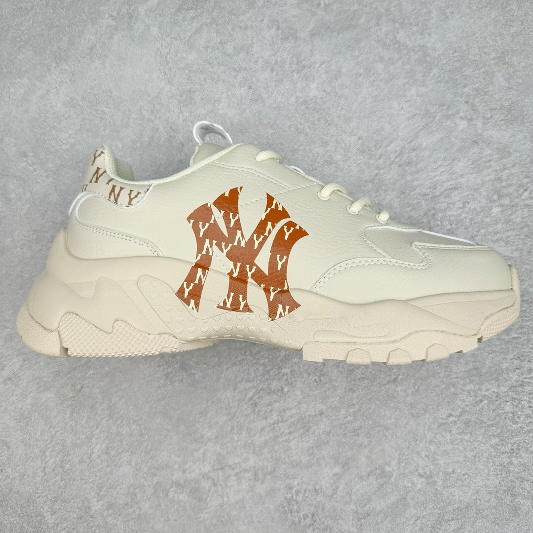 图片[2]-＃PB过验版 MLB Big Ball Chunky 复古印花老爹鞋系列低帮轻量增高厚底百搭休闲运动慢跑鞋 Korea韩国联名NY美国榄球纽约洋基队限定 目前可过轻松秒过各类鉴定 能操作的私聊 韩国代购专供 左脚内置NFC感应 区别市面贴纸假芯片 MLB专用菱形双针中底布 重点细节中底布带注胶孔 原厂NFC感应吊牌 支持鉴定 一个两位数 原盒原标 全套原楦原纸板原厂数据开发 中韩文保养标贴 绿色防霉片 平台代购专供 独家一比一RB+MD组合大底 高频后跟小人Logo精准对位立体饱满 正确网布加超迁鞋面 转印中底走线紧密 转印Logo工艺表层防刮不掉色 尺码：35 36 36.5 37.5 38 38.5 39 40 40.5 41 42 42.5 43 44 44.5 45-选品中心