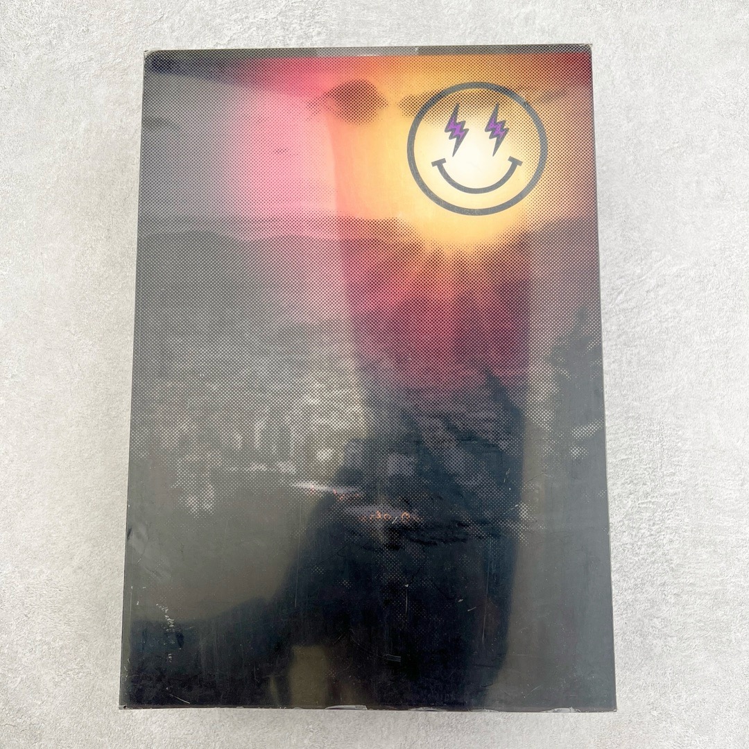 图片[10]-＃KZ神版 J Balvin x Air Jordan AJ3 联名白蓝红 彩虹渐变 FN0344-901 独家外贸特供尺码含45.5 48.5 国内外口碑最好最推荐的产品 市场中端王者 亲自操刀耗时半年巨作 全套原纸板楦头开发 原厂大底磨具加持立体防滑纹理 原装可视Air Sole气垫 原汁原味最完美的三代版型 唯一正确鞋头趴度弧度高度鞋身腰线 此版本只针对中端市场 皮料材质有所更替 其他数据细节工艺流程均保持一致 绝不口嗨 细节品控鞋型随意秒杀市面3XX 4XX 原厂TPU后跟饰片 正确内里反口里网布 皮料菱角分明不变形无多余毛边 正确手工大底描漆拉丝 市场唯一原厂鞋扣模具 原厂织唛标 原厂飞人电绣工艺 尾指中部跳三针 独家绑鞋带手法 印刷中底布 四线拉帮 米色美纹纸贴合固定 进口港宝加持 后跟自然饱满 全鞋荧光划线卡点 追求极致完美 每一双都是工艺品 多重QC质检 超越公司货的品控标准 实实在在的免检产品 尺码：40 40.5 41 42 42.5 43 44 44.5 45 45.5 46 47.5 48.5-选品中心