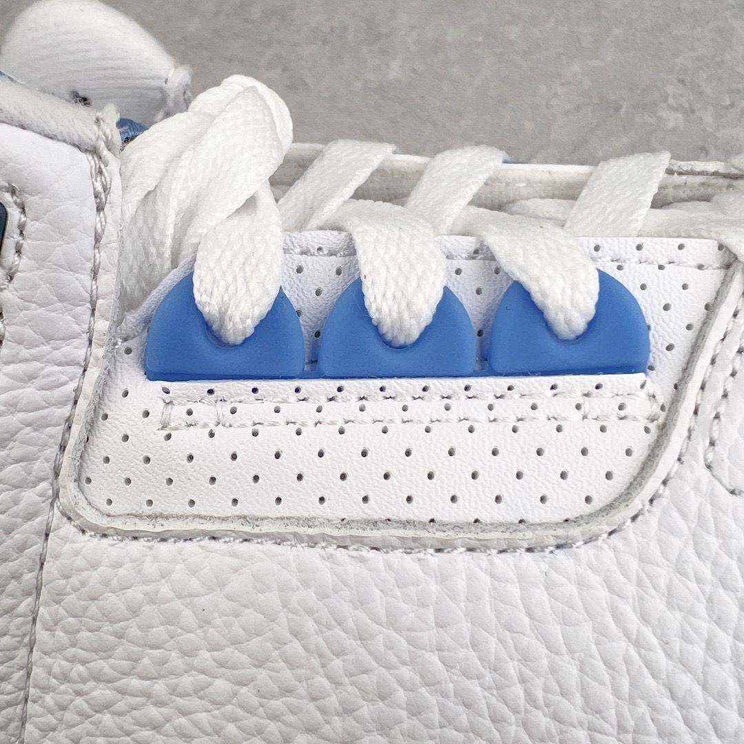 图片[15]-＃KZ神版 Air Jordan AJ3 Retro 北卡蓝 CT8532-104 独家外贸特供尺码含45.5 48.5 国内外口碑最好最推荐的产品 市场中端王者 亲自操刀耗时半年巨作 全套原纸板楦头开发 原厂大底磨具加持立体防滑纹理 原装可视Air Sole气垫 原汁原味最完美的三代版型 唯一正确鞋头趴度弧度高度鞋身腰线 此版本只针对中端市场 皮料材质有所更替 其他数据细节工艺流程均保持一致 绝不口嗨 细节品控鞋型随意秒杀市面3XX 4XX 原厂TPU后跟饰片 正确内里反口里网布 皮料菱角分明不变形无多余毛边 正确手工大底描漆拉丝 市场唯一原厂鞋扣模具 原厂织唛标 原厂飞人电绣工艺 尾指中部跳三针 独家绑鞋带手法 印刷中底布 四线拉帮 米色美纹纸贴合固定 进口港宝加持 后跟自然饱满 全鞋荧光划线卡点 追求极致完美 每一双都是工艺品 多重QC质检 超越公司货的品控标准 实实在在的免检产品 尺码：40 40.5 41 42 42.5 43 44 44.5 45 45.5 46 47.5 48.5-选品中心