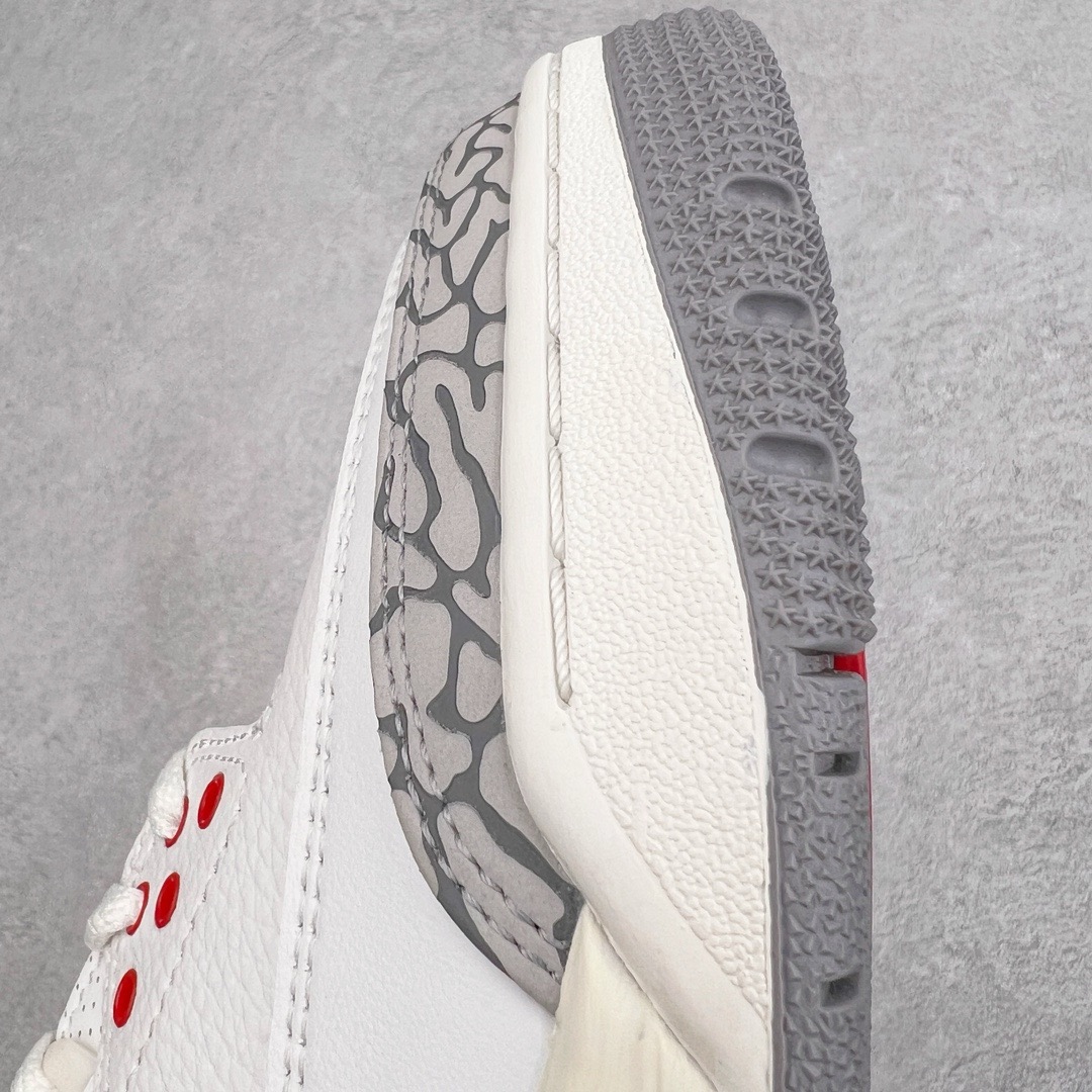 图片[17]-＃KZ神版 Air Jordan AJ3 Retro 做旧白水泥 DN3707-100 独家外贸特供尺码含45.5 48.5 国内外口碑最好最推荐的产品 市场中端王者 亲自操刀耗时半年巨作 全套原纸板楦头开发 原厂大底磨具加持立体防滑纹理 原装可视Air Sole气垫 原汁原味最完美的三代版型 唯一正确鞋头趴度弧度高度鞋身腰线 此版本只针对中端市场 皮料材质有所更替 其他数据细节工艺流程均保持一致 绝不口嗨 细节品控鞋型随意秒杀市面3XX 4XX 原厂TPU后跟饰片 正确内里反口里网布 皮料菱角分明不变形无多余毛边 正确手工大底描漆拉丝 市场唯一原厂鞋扣模具 原厂织唛标 原厂飞人电绣工艺 尾指中部跳三针 独家绑鞋带手法 印刷中底布 四线拉帮 米色美纹纸贴合固定 进口港宝加持 后跟自然饱满 全鞋荧光划线卡点 追求极致完美 每一双都是工艺品 多重QC质检 超越公司货的品控标准 实实在在的免检产品 尺码：40 40.5 41 42 42.5 43 44 44.5 45 45.5 46 47.5 48.5-选品中心