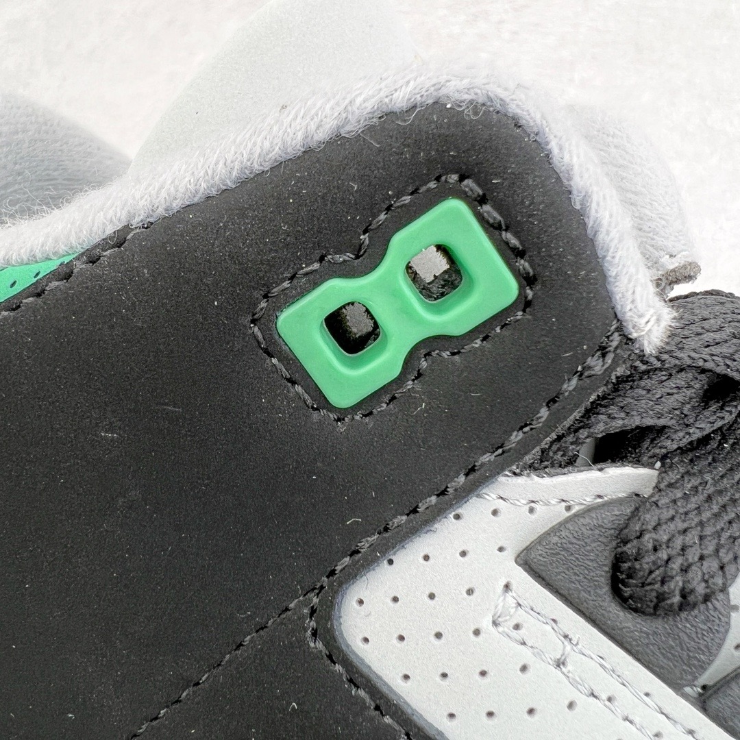 图片[13]-＃KZ神版 Air Jordan AJ3 Retro 黑绿 CT8532-030 独家外贸特供尺码含45.5 48.5 国内外口碑最好最推荐的产品 市场中端王者 亲自操刀耗时半年巨作 全套原纸板楦头开发 原厂大底磨具加持立体防滑纹理 原装可视Air Sole气垫 原汁原味最完美的三代版型 唯一正确鞋头趴度弧度高度鞋身腰线 此版本只针对中端市场 皮料材质有所更替 其他数据细节工艺流程均保持一致 绝不口嗨 细节品控鞋型随意秒杀市面3XX 4XX 原厂TPU后跟饰片 正确内里反口里网布 皮料菱角分明不变形无多余毛边 正确手工大底描漆拉丝 市场唯一原厂鞋扣模具 原厂织唛标 原厂飞人电绣工艺 尾指中部跳三针 独家绑鞋带手法 印刷中底布 四线拉帮 米色美纹纸贴合固定 进口港宝加持 后跟自然饱满 全鞋荧光划线卡点 追求极致完美 每一双都是工艺品 多重QC质检 超越公司货的品控标准 实实在在的免检产品 尺码：40 40.5 41 42 42.5 43 44 44.5 45 45.5 46 47.5 48.5-选品中心