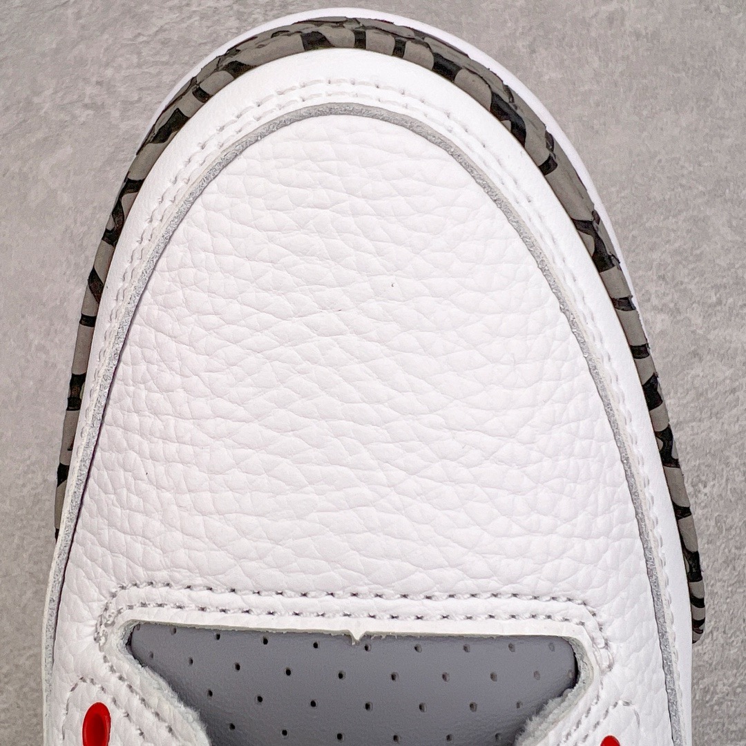 图片[11]-＃KZ神版 Air Jordan AJ3 Retro 白红 DN3707-160 独家外贸特供尺码含45.5 48.5 国内外口碑最好最推荐的产品 市场中端王者 亲自操刀耗时半年巨作 全套原纸板楦头开发 原厂大底磨具加持立体防滑纹理 原装可视Air Sole气垫 原汁原味最完美的三代版型 唯一正确鞋头趴度弧度高度鞋身腰线 此版本只针对中端市场 皮料材质有所更替 其他数据细节工艺流程均保持一致 绝不口嗨 细节品控鞋型随意秒杀市面3XX 4XX 原厂TPU后跟饰片 正确内里反口里网布 皮料菱角分明不变形无多余毛边 正确手工大底描漆拉丝 市场唯一原厂鞋扣模具 原厂织唛标 原厂飞人电绣工艺 尾指中部跳三针 独家绑鞋带手法 印刷中底布 四线拉帮 米色美纹纸贴合固定 进口港宝加持 后跟自然饱满 全鞋荧光划线卡点 追求极致完美 每一双都是工艺品 多重QC质检 超越公司货的品控标准 实实在在的免检产品 尺码：40 40.5 41 42 42.5 43 44 44.5 45 45.5 46 47.5 48.5-选品中心