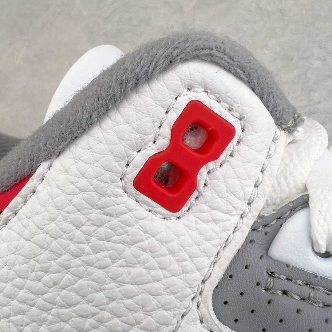 图片[13]-＃KZ神版 Air Jordan AJ3 Retro 白红 DN3707-160 独家外贸特供尺码含45.5 48.5 国内外口碑最好最推荐的产品 市场中端王者 亲自操刀耗时半年巨作 全套原纸板楦头开发 原厂大底磨具加持立体防滑纹理 原装可视Air Sole气垫 原汁原味最完美的三代版型 唯一正确鞋头趴度弧度高度鞋身腰线 此版本只针对中端市场 皮料材质有所更替 其他数据细节工艺流程均保持一致 绝不口嗨 细节品控鞋型随意秒杀市面3XX 4XX 原厂TPU后跟饰片 正确内里反口里网布 皮料菱角分明不变形无多余毛边 正确手工大底描漆拉丝 市场唯一原厂鞋扣模具 原厂织唛标 原厂飞人电绣工艺 尾指中部跳三针 独家绑鞋带手法 印刷中底布 四线拉帮 米色美纹纸贴合固定 进口港宝加持 后跟自然饱满 全鞋荧光划线卡点 追求极致完美 每一双都是工艺品 多重QC质检 超越公司货的品控标准 实实在在的免检产品 尺码：40 40.5 41 42 42.5 43 44 44.5 45 45.5 46 47.5 48.5-选品中心