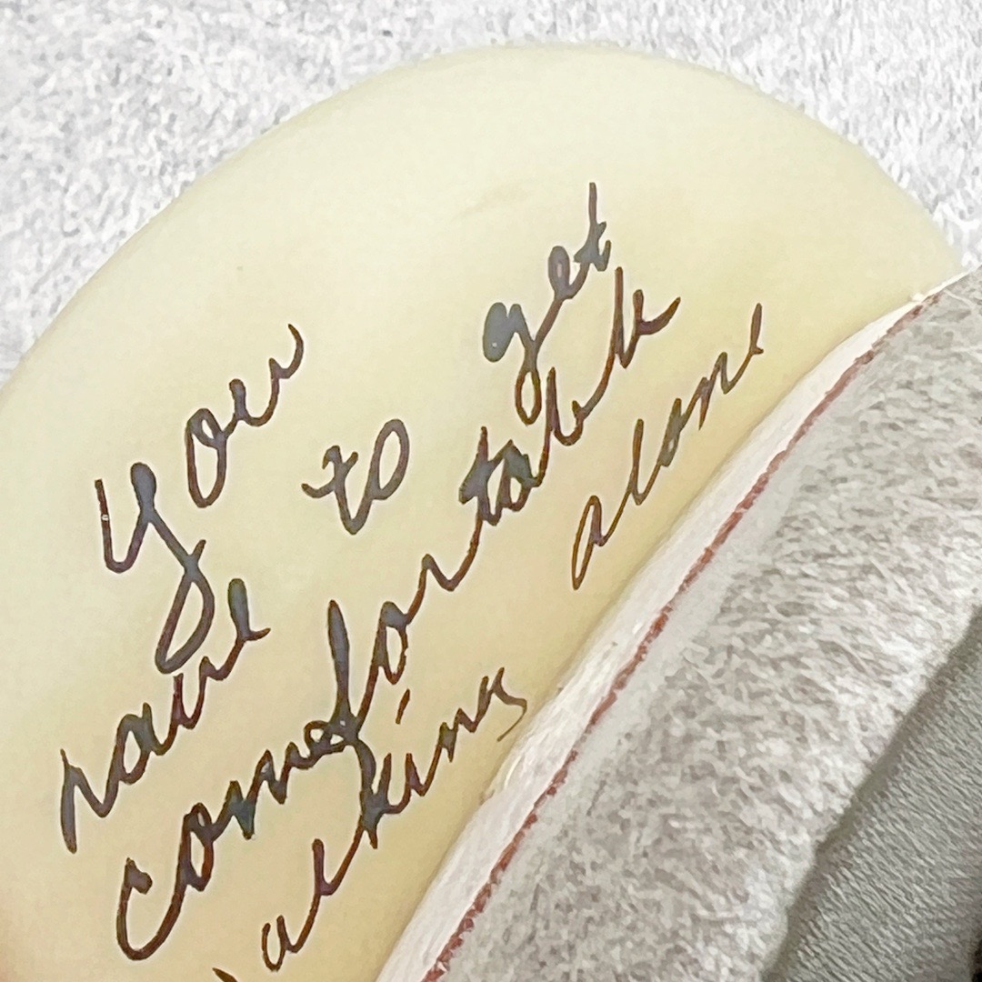 图片[11]-＃KZ神版 A Ma Maniére x Air Jordan AJ3 Retro AMM联名白紫灰 DH3434-110 独家外贸特供尺码含45.5 48.5 国内外口碑最好最推荐的产品 市场中端王者 亲自操刀耗时半年巨作 全套原纸板楦头开发 原厂大底磨具加持立体防滑纹理 原装可视Air Sole气垫 原汁原味最完美的三代版型 唯一正确鞋头趴度弧度高度鞋身腰线 此版本只针对中端市场 皮料材质有所更替 其他数据细节工艺流程均保持一致 绝不口嗨 细节品控鞋型随意秒杀市面3XX 4XX 原厂TPU后跟饰片 正确内里反口里网布 皮料菱角分明不变形无多余毛边 正确手工大底描漆拉丝 市场唯一原厂鞋扣模具 原厂织唛标 原厂飞人电绣工艺 尾指中部跳三针 独家绑鞋带手法 印刷中底布 四线拉帮 米色美纹纸贴合固定 进口港宝加持 后跟自然饱满 全鞋荧光划线卡点 追求极致完美 每一双都是工艺品 多重QC质检 超越公司货的品控标准 实实在在的免检产品 尺码：40 40.5 41 42 42.5 43 44 44.5 45 45.5 46 47.5 48.5-选品中心