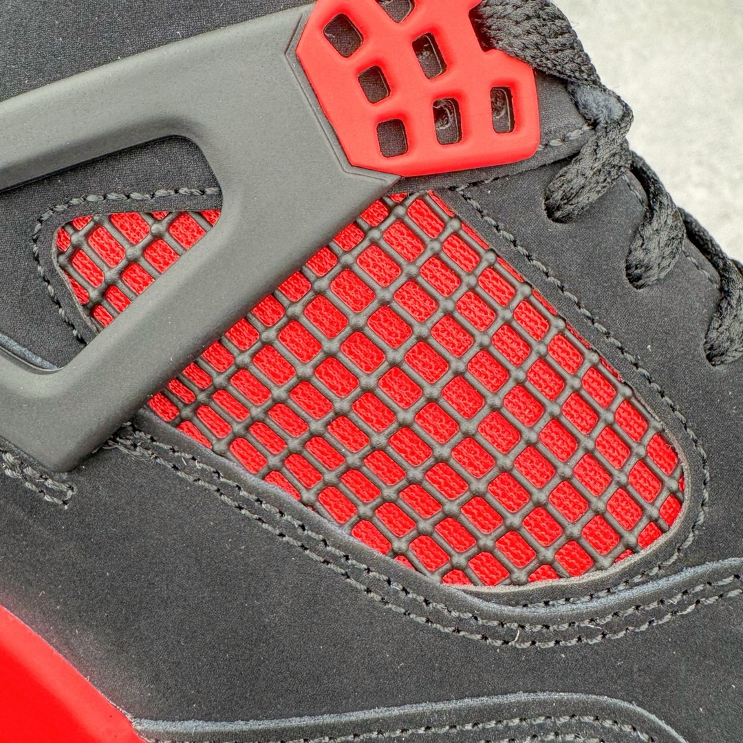 图片[15]-＃lw纯原 Air Jordan AJ4 Retro \\\”Red Thunder\\\” 黑红雷电 CT8527-016 第一梯队最新批次 细节多次校对改良 接近完美 细节达到可过鉴定标准 耗时半年巨作 全套原纸板楦头开发 原厂特供皮料加持 确保原汁原味 完美呈现四代版型 一比一鞋头弧度高度鞋身弧度 数据细节工艺流程均保持原鞋一致 原厂TPU网格鞋带扣 正确内里网布 菱角分明不变形无多余毛边 柔软性质感一致于原鞋 原厂织唛标 原厂飞人电绣工艺 尾指中部跳三针 独家绑鞋带手法 印刷中底布 四线拉帮 米色美纹纸贴合固定 进口港宝加持 后跟自然饱满 全鞋荧光划线卡点 追求极致完美 每一双都是工艺品 多重QC质检 超越公司货的品控标准 实实在在的免检产品 尺码：40 40.5 41 42 42.5 43 44 44.5 45 46 47.5 48.5-选品中心