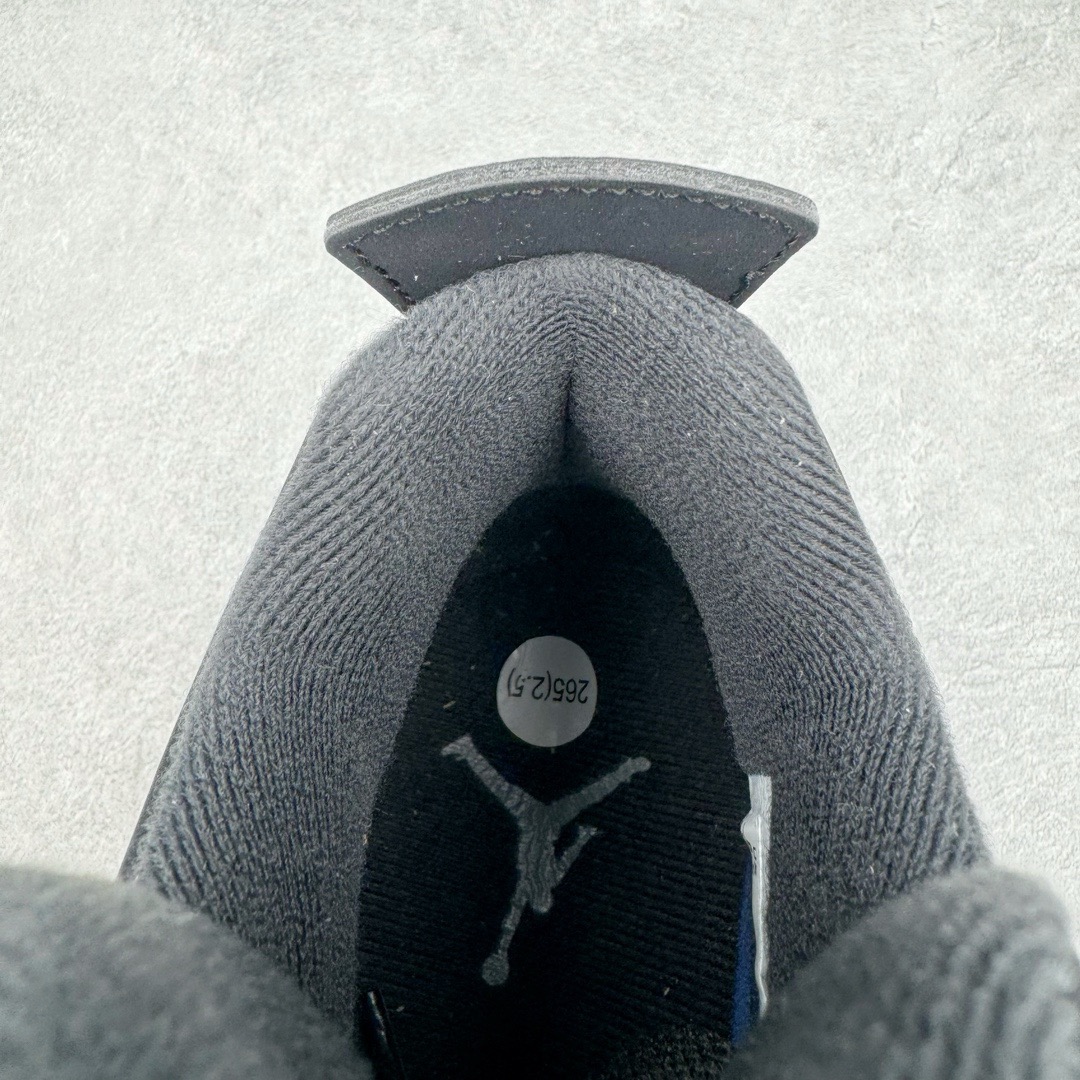 图片[14]-＃lw纯原 Air Jordan AJ4 \\\”black Cat\\\” 黑猫 CU1110-010 第一梯队最新批次 细节多次校对改良 接近完美 细节达到可过鉴定标准 耗时半年巨作 全套原纸板楦头开发 原厂特供皮料加持 确保原汁原味 完美呈现四代版型 一比一鞋头弧度高度鞋身弧度 数据细节工艺流程均保持原鞋一致 原厂TPU网格鞋带扣 正确内里网布 菱角分明不变形无多余毛边 柔软性质感一致于原鞋 原厂织唛标 原厂飞人电绣工艺 尾指中部跳三针 独家绑鞋带手法 印刷中底布 四线拉帮 米色美纹纸贴合固定 进口港宝加持 后跟自然饱满 全鞋荧光划线卡点 追求极致完美 每一双都是工艺品 多重QC质检 超越公司货的品控标准 实实在在的免检产品 尺码：40 40.5 41 42 42.5 43 44 44.5 45 46 47.5 48.5-选品中心