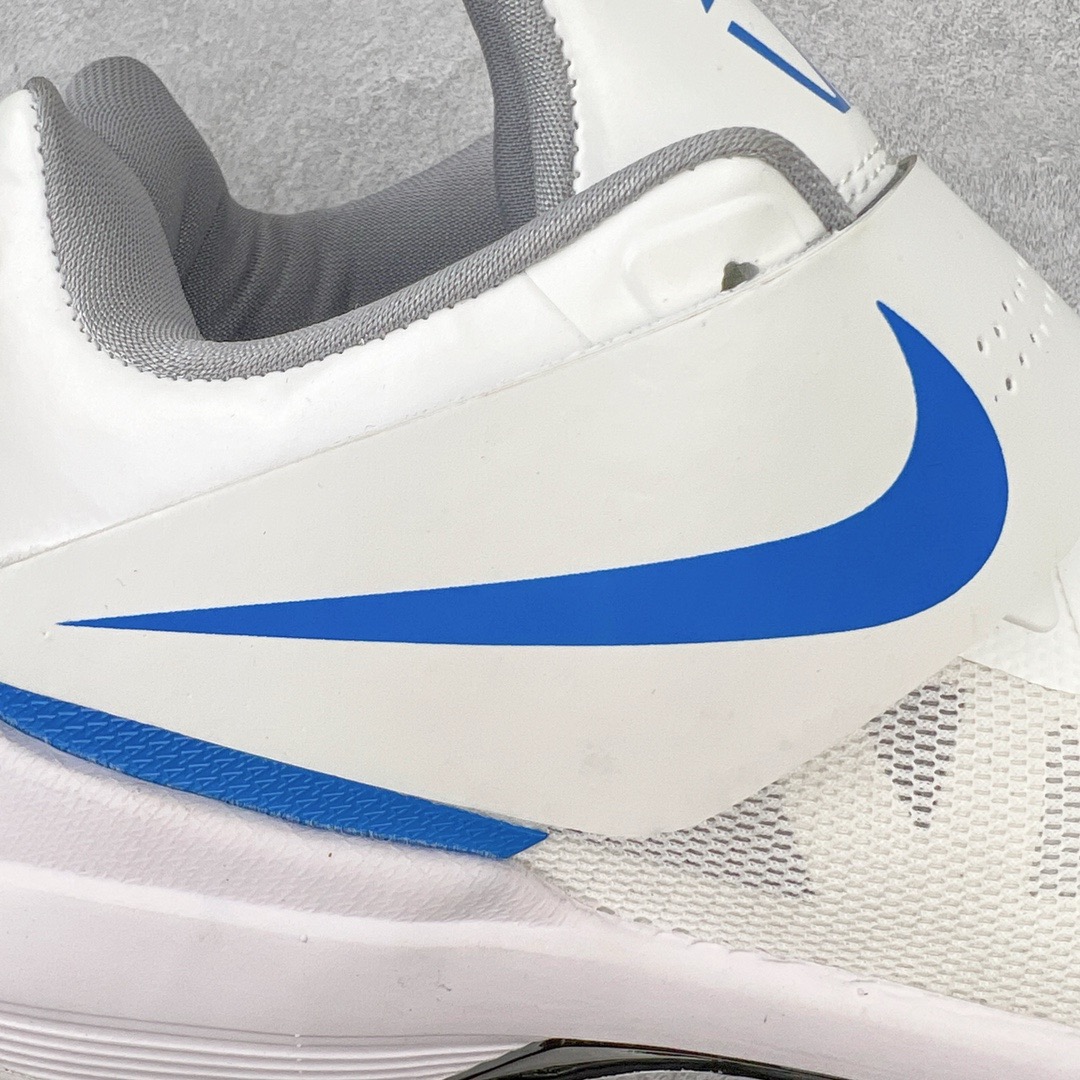 图片[15]-＃K版纯原 NK KD Ⅳ Think 16 杜兰特4代实战篮球鞋 总冠军白蓝 AQ5103-100 绝迹单品 实战神鞋 Sneaker鞋柜必备 为了应杜兰特追求鞋子轻质 包裹强的要求 将轻盈的Hyperfuse 鞋面与Adaptive Fit黏扣带系统完美结合 大大提升了鞋子的包裏性能 同时鞋帮的高度也达到了杜兰特球鞋的新低 极大程度的解放了脚踝 搭配前掌的Zoom气垫 突破响应非常迅速 外底使用了闪电状的纹路设计 暗合杜兰特的称号 鞋底不规则纹路设计 带来良好的抓地力 尺码：40 40.5 41 42 42.5 43 44 44.5 45 46\\r-选品中心