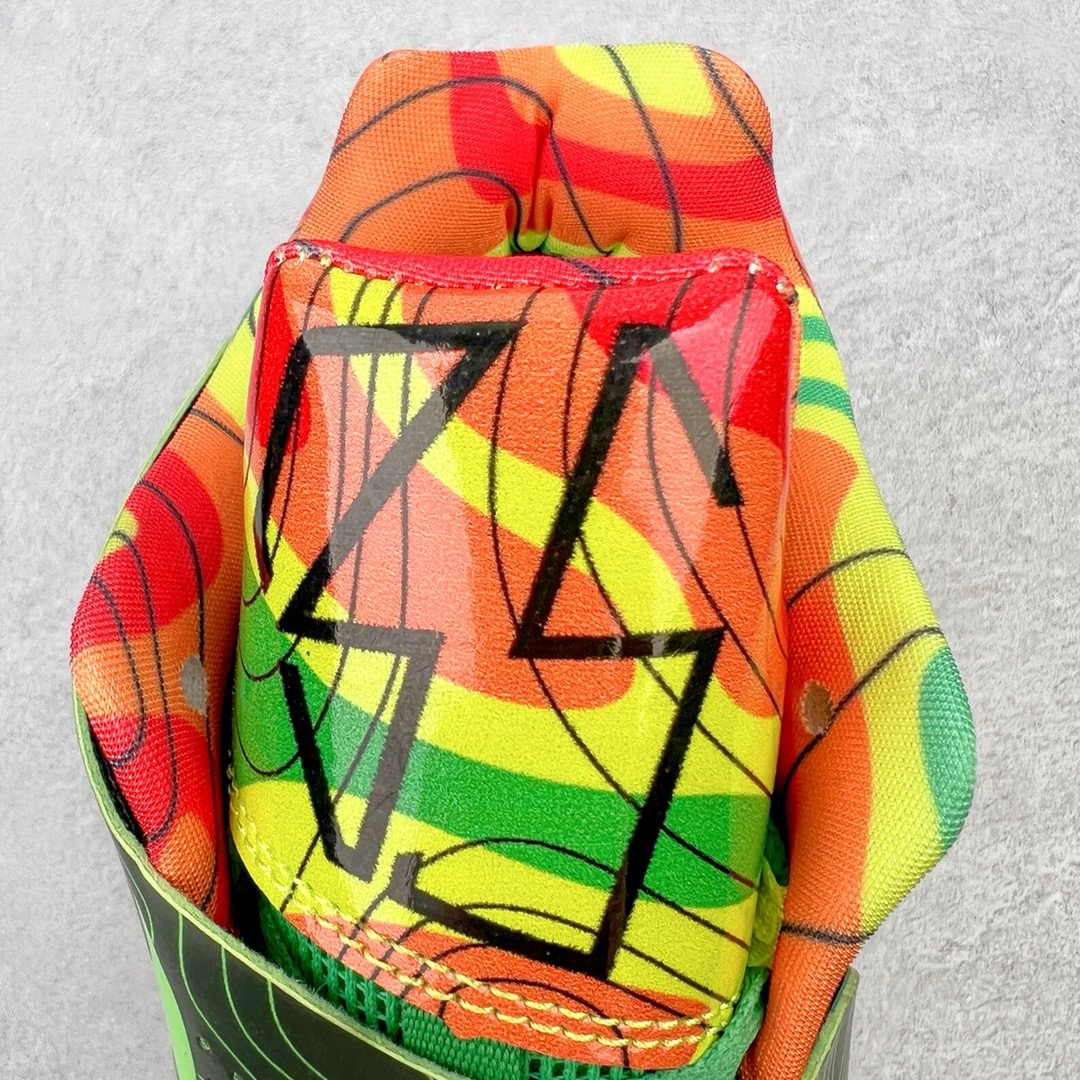 图片[11]-＃K版纯原 NK KD Ⅳ Weatherman 杜兰特4代实战篮球鞋 气象员 473679-303 绝迹单品 实战神鞋 Sneaker鞋柜必备 为了应杜兰特追求鞋子轻质 包裹强的要求 将轻盈的Hyperfuse 鞋面与Adaptive Fit黏扣带系统完美结合 大大提升了鞋子的包裏性能 同时鞋帮的高度也达到了杜兰特球鞋的新低 极大程度的解放了脚踝 搭配前掌的Zoom气垫 突破响应非常迅速 外底使用了闪电状的纹路设计 暗合杜兰特的称号 鞋底不规则纹路设计 带来良好的抓地力 尺码：40 40.5 41 42 42.5 43 44 44.5 45 46\\r-选品中心