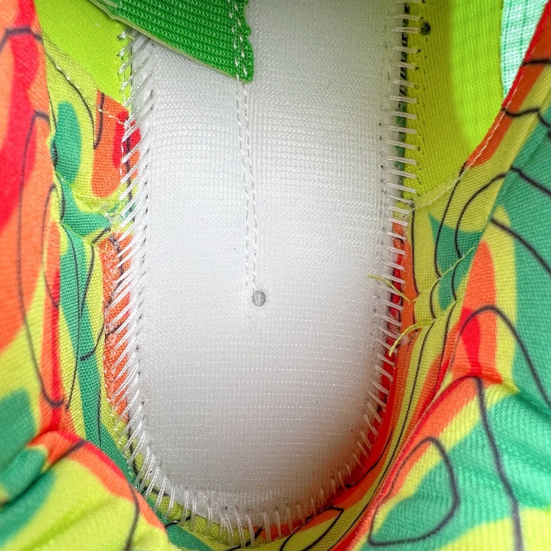 图片[10]-＃K版纯原 NK KD Ⅳ Weatherman 杜兰特4代实战篮球鞋 气象员 473679-303 绝迹单品 实战神鞋 Sneaker鞋柜必备 为了应杜兰特追求鞋子轻质 包裹强的要求 将轻盈的Hyperfuse 鞋面与Adaptive Fit黏扣带系统完美结合 大大提升了鞋子的包裏性能 同时鞋帮的高度也达到了杜兰特球鞋的新低 极大程度的解放了脚踝 搭配前掌的Zoom气垫 突破响应非常迅速 外底使用了闪电状的纹路设计 暗合杜兰特的称号 鞋底不规则纹路设计 带来良好的抓地力 尺码：40 40.5 41 42 42.5 43 44 44.5 45 46\\r-选品中心