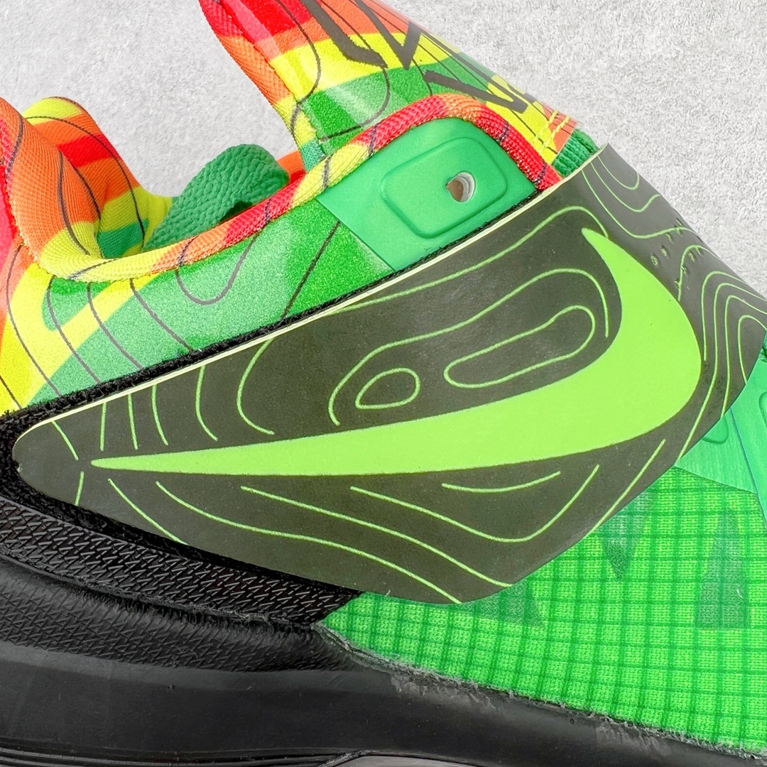 图片[14]-＃K版纯原 NK KD Ⅳ Weatherman 杜兰特4代实战篮球鞋 气象员 473679-303 绝迹单品 实战神鞋 Sneaker鞋柜必备 为了应杜兰特追求鞋子轻质 包裹强的要求 将轻盈的Hyperfuse 鞋面与Adaptive Fit黏扣带系统完美结合 大大提升了鞋子的包裏性能 同时鞋帮的高度也达到了杜兰特球鞋的新低 极大程度的解放了脚踝 搭配前掌的Zoom气垫 突破响应非常迅速 外底使用了闪电状的纹路设计 暗合杜兰特的称号 鞋底不规则纹路设计 带来良好的抓地力 尺码：40 40.5 41 42 42.5 43 44 44.5 45 46\\r-选品中心