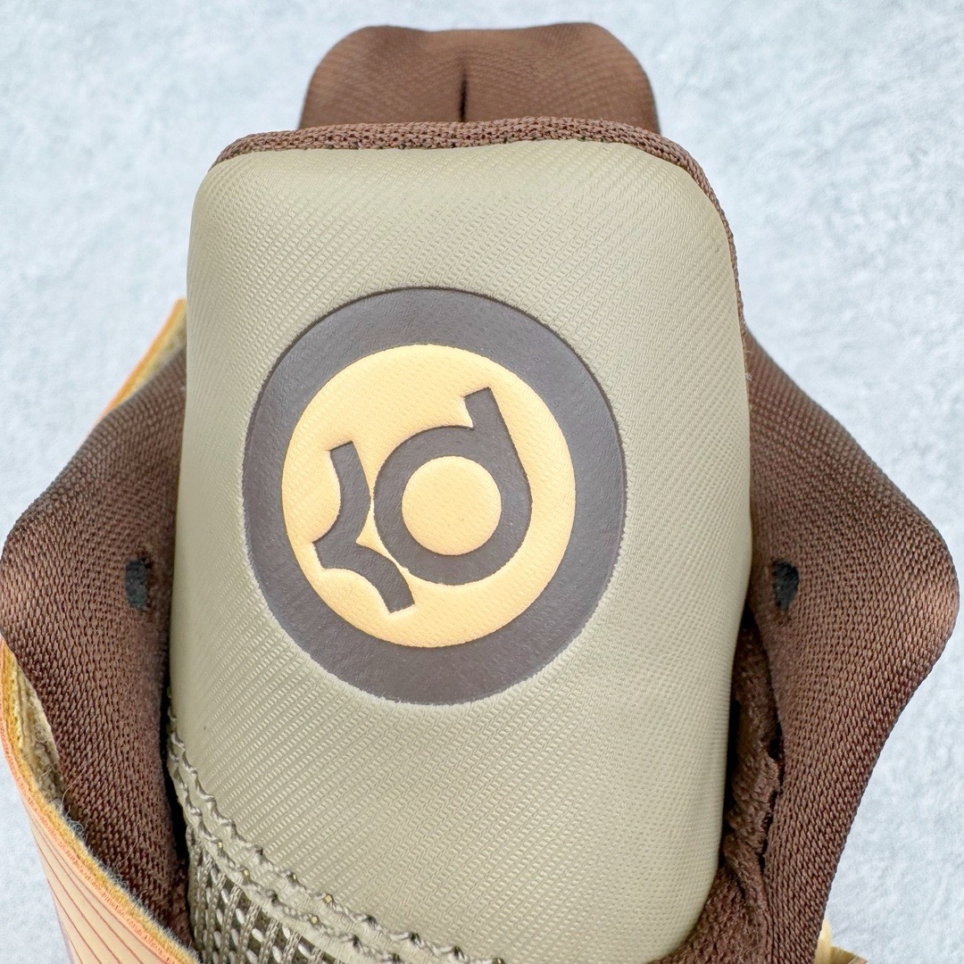 图片[13]-＃K版纯原 NK KD Ⅳ CNY 杜兰特4代实战篮球鞋 龙年限定橄榄绿 FJ4189-200 绝迹单品 实战神鞋 Sneaker鞋柜必备 为了应杜兰特追求鞋子轻质 包裹强的要求 将轻盈的Hyperfuse 鞋面与Adaptive Fit黏扣带系统完美结合 大大提升了鞋子的包裏性能 同时鞋帮的高度也达到了杜兰特球鞋的新低 极大程度的解放了脚踝 搭配前掌的Zoom气垫 突破响应非常迅速 外底使用了闪电状的纹路设计 暗合杜兰特的称号 鞋底不规则纹路设计 带来良好的抓地力 尺码：40 40.5 41 42 42.5 43 44 44.5 45 46\\r-选品中心