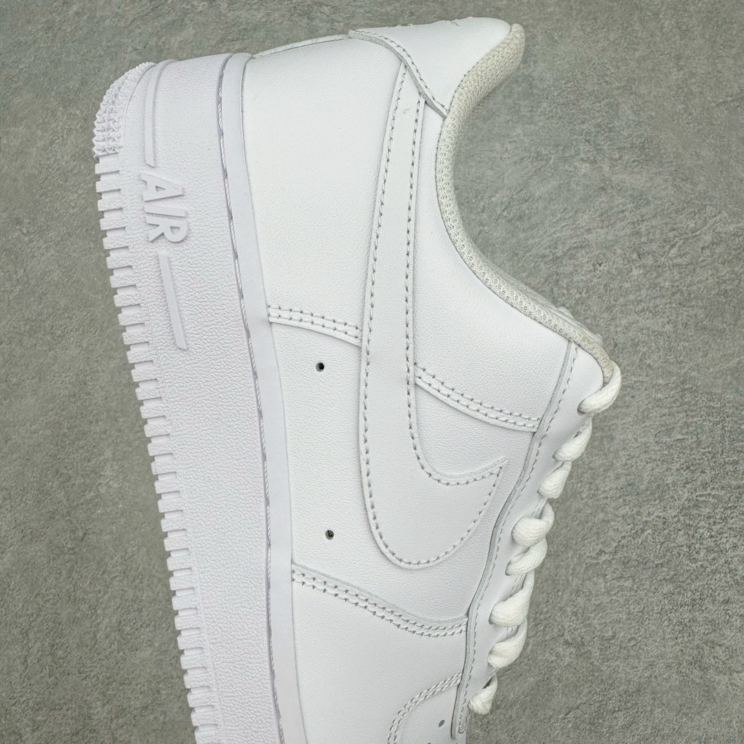 图片[6]-＃奥莱Zp订单福利 NK Air Force 1´07 Low 空军一号低帮百搭休闲运动板鞋 DO8959-100 独家渠道 市面未流通批次 奥莱直播间499 599一样的东西 碾压市面现存所有版本 公司一样的东西 超值回馈 帮你省钱 支持各种鉴定 柔软、弹性十足的缓震性能和出色的中底设计 横跨复古与现代的外型结合 造就出风靡全球三十多年的Force 1 直到今天还深受青睐 尺码：36 36.5 37.5 38 38.5 39 40-选品中心