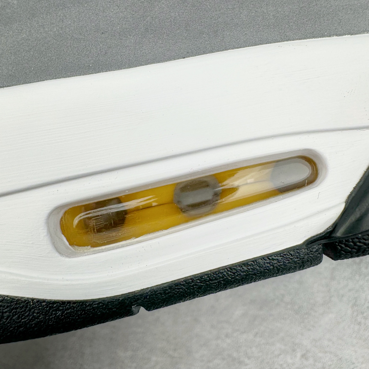 图片[14]-＃GX Air Jordan AJ4 Retro \\\”Cool Grey\\\” 老鼠灰 酷灰 308497-007 圈内最强四代 独家外贸特供尺码含 45.5 49.5 50.5 耗时半年巨作 全套原纸板楦头开发 原厂特供皮料加持 确保原汁原味 完美呈现四代版型 一比一鞋头弧度高度鞋身弧度 数据细节工艺流程均保持原鞋一致 原厂TPU网格鞋带扣 正确内里网布 菱角分明不变形无多余毛边 柔软性质感一致于原鞋 市场唯一原厂鞋扣模具 背面可见隐藏注塑口 原厂织唛标 原厂飞人电绣工艺 尾指中部跳三针 独家绑鞋带手法 印刷中底布 四线拉帮 米色美纹纸贴合固定 进口港宝加持 后跟自然饱满 全鞋荧光划线卡点 追求极致完美 每一双都是工艺品 多重QC质检 超越公司货的品控标准 实实在在的免检产品 尺码：40 40.5 41 42 42.5 43 44 44.5 45 45.5 46 47.5 48.5 49.5 50.5-选品中心