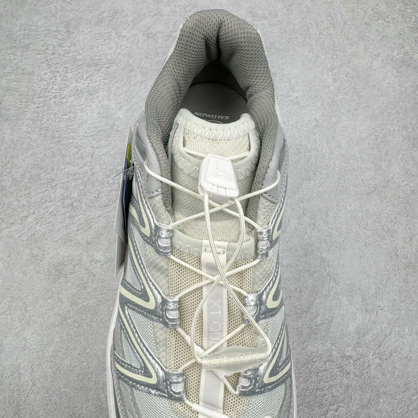 图片[5]-＃PK4.0 Salomon XT-QUEST ADV 萨洛蒙潮流越野机能户外功能鞋 基于市场现有版本全新升级调整改良 现阶段市场最强产物 全新主色陆续出货 大底描漆工整零瑕疵 鞋头定型弧度完美 纯原外贸平台特供订单 耗时半年巨作 全套原纸板楦头开发 原厂特供网布配套加持 确保原汁原味 完美呈现版型 原档数据独家私模五层组合大底 男女鞋同步官方开发至46.5 原装Ortholite轻量化鞋垫 中底布带钢印编号 原厂TPU锁扣 进口港宝加持 后跟自然饱满 还原公司包裹性 基于 SALOMON 初代 XT 鞋身造型并搭载 4D ADVANCED CHASSIS™ 大底打造而成 为这款 XT-QUEST 带来了多项足部控制与保护等功能性 如在运动过程中控制左右晃动的过程而提高稳定性、改善长途越野过程中足中到足尖的过渡、提高感知岩石的精确度以抵抗尖锐物体对脚底的伤害以及采用动态缓冲来增强穿着舒适感 从而减轻疲劳感 使XT-QUEST 成为一双舒适且安全的户外之履 尺码：36 36.5 37.5 38 38.5 39 40 40.5 41 42 42.5 43 44 44.5 45-选品中心