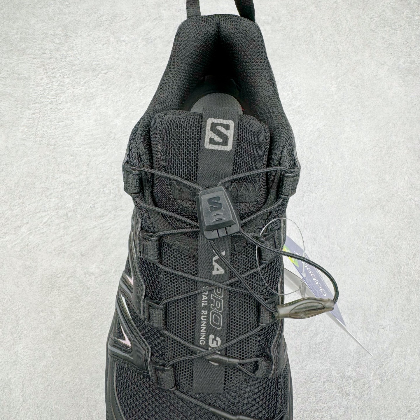 图片[5]-＃PK4.0 SALOMON XA Pro 3D ADV 萨洛蒙潮流越野机能户外功能鞋 基于市场现有版本全新升级调整改良 现阶段市场最强产物 全新主色陆续出货 大底描漆工整零瑕疵 鞋头定型弧度完 纯原外贸平台特供订单 耗时半年巨作 全套原纸板楦头开发 原厂特供网布配套加持 确保原汁原味 完美呈现版型 原档数据独家私模五层组合大底 原装Ortholite轻量化鞋垫 中底布带钢印编号 原厂TPU锁扣 进口港宝加持 后跟自然饱满 还原公司包裹性 鞋面采用SENSIFT贴合技术 全方位贴合包裹脚型 鞋跟部鞋底牵引设计 提供强大的抓地性能 更适应野外崎岖不平的道路 其3D ADVANCED CHASSIS底盘 材料轻量大化 钉齿设计更具稳定性 防护性 鞋底易磨损区运用CONTAGRIP高耐磨材料 应对城市硬质路面长距离跑考验 尺码：36 36.5 37.5 38 38.5 39 40 40.5 41 42 42.5 43 44 44.5 45-选品中心