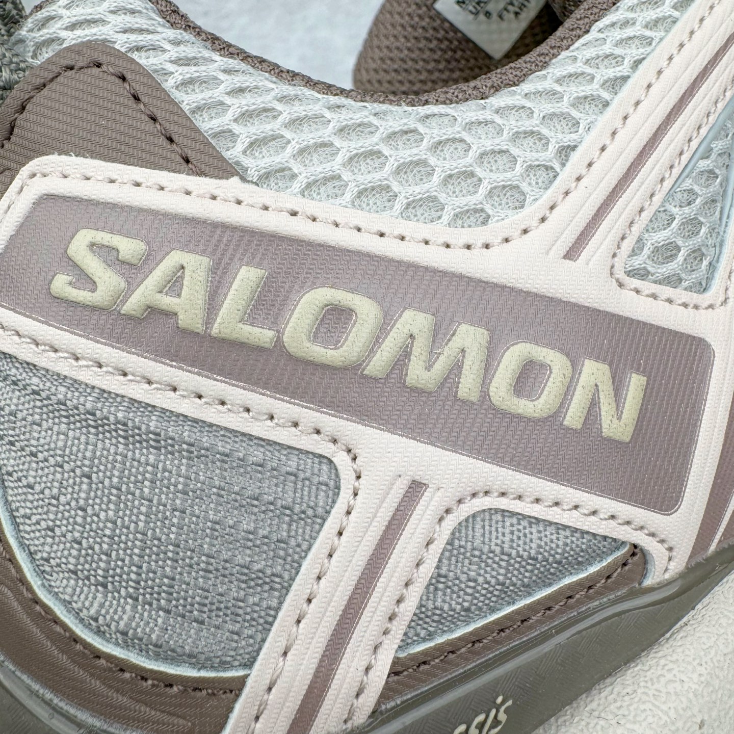 图片[17]-＃PK4.0 SALOMON XA Pro 3D ADV 萨洛蒙潮流越野机能户外功能鞋 基于市场现有版本全新升级调整改良 现阶段市场最强产物 全新主色陆续出货 大底描漆工整零瑕疵 鞋头定型弧度完 纯原外贸平台特供订单 耗时半年巨作 全套原纸板楦头开发 原厂特供网布配套加持 确保原汁原味 完美呈现版型 原档数据独家私模五层组合大底 原装Ortholite轻量化鞋垫 中底布带钢印编号 原厂TPU锁扣 进口港宝加持 后跟自然饱满 还原公司包裹性 鞋面采用SENSIFT贴合技术 全方位贴合包裹脚型 鞋跟部鞋底牵引设计 提供强大的抓地性能 更适应野外崎岖不平的道路 其3D ADVANCED CHASSIS底盘 材料轻量大化 钉齿设计更具稳定性 防护性 鞋底易磨损区运用CONTAGRIP高耐磨材料 应对城市硬质路面长距离跑考验 尺码：36 36.5 37.5 38 38.5 39 40 40.5 41 42 42.5 43 44 44.5 45-选品中心