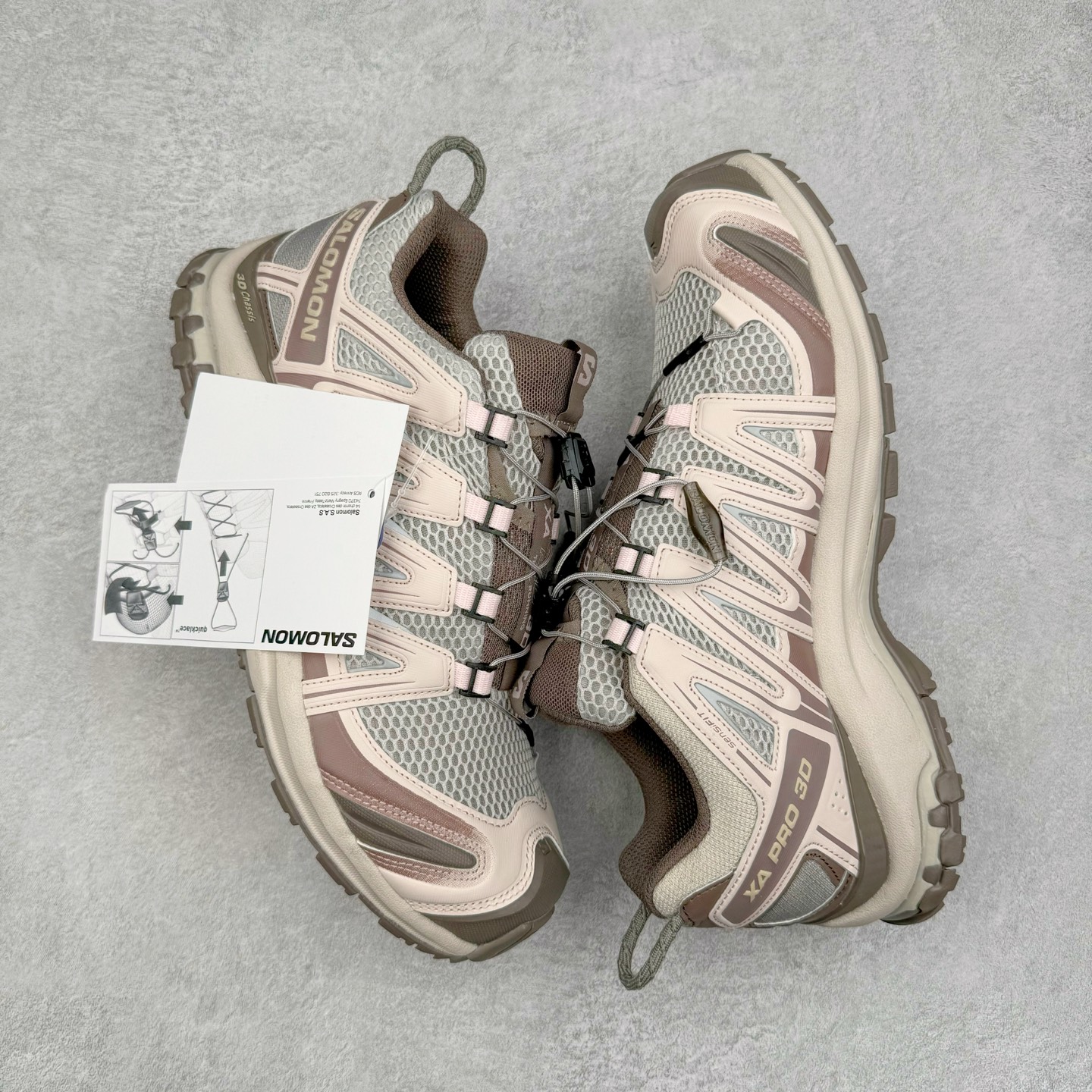 图片[3]-＃PK4.0 SALOMON XA Pro 3D ADV 萨洛蒙潮流越野机能户外功能鞋 基于市场现有版本全新升级调整改良 现阶段市场最强产物 全新主色陆续出货 大底描漆工整零瑕疵 鞋头定型弧度完 纯原外贸平台特供订单 耗时半年巨作 全套原纸板楦头开发 原厂特供网布配套加持 确保原汁原味 完美呈现版型 原档数据独家私模五层组合大底 原装Ortholite轻量化鞋垫 中底布带钢印编号 原厂TPU锁扣 进口港宝加持 后跟自然饱满 还原公司包裹性 鞋面采用SENSIFT贴合技术 全方位贴合包裹脚型 鞋跟部鞋底牵引设计 提供强大的抓地性能 更适应野外崎岖不平的道路 其3D ADVANCED CHASSIS底盘 材料轻量大化 钉齿设计更具稳定性 防护性 鞋底易磨损区运用CONTAGRIP高耐磨材料 应对城市硬质路面长距离跑考验 尺码：36 36.5 37.5 38 38.5 39 40 40.5 41 42 42.5 43 44 44.5 45-选品中心