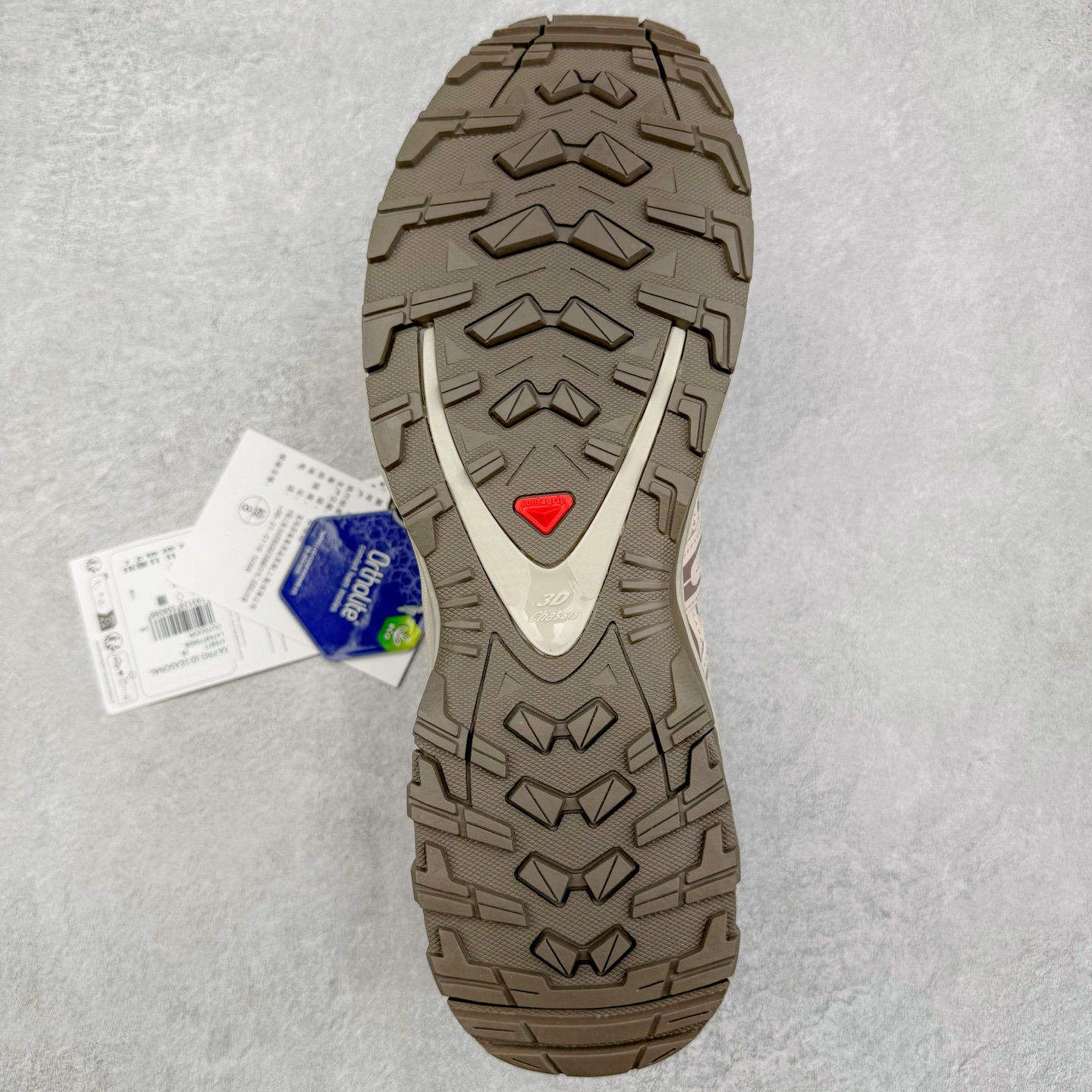 图片[9]-＃PK4.0 SALOMON XA Pro 3D ADV 萨洛蒙潮流越野机能户外功能鞋 基于市场现有版本全新升级调整改良 现阶段市场最强产物 全新主色陆续出货 大底描漆工整零瑕疵 鞋头定型弧度完 纯原外贸平台特供订单 耗时半年巨作 全套原纸板楦头开发 原厂特供网布配套加持 确保原汁原味 完美呈现版型 原档数据独家私模五层组合大底 原装Ortholite轻量化鞋垫 中底布带钢印编号 原厂TPU锁扣 进口港宝加持 后跟自然饱满 还原公司包裹性 鞋面采用SENSIFT贴合技术 全方位贴合包裹脚型 鞋跟部鞋底牵引设计 提供强大的抓地性能 更适应野外崎岖不平的道路 其3D ADVANCED CHASSIS底盘 材料轻量大化 钉齿设计更具稳定性 防护性 鞋底易磨损区运用CONTAGRIP高耐磨材料 应对城市硬质路面长距离跑考验 尺码：36 36.5 37.5 38 38.5 39 40 40.5 41 42 42.5 43 44 44.5 45-选品中心