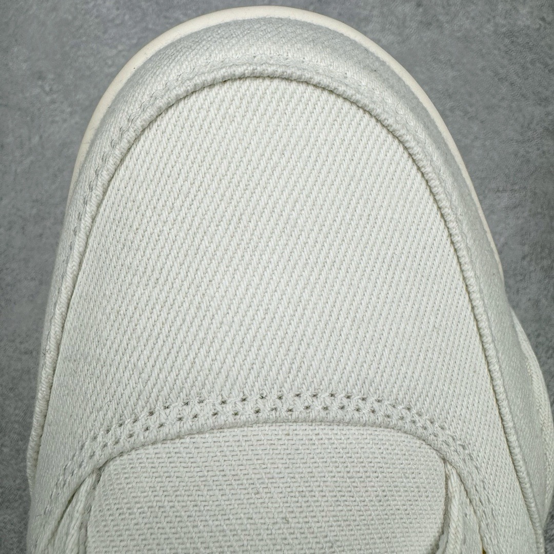 图片[17]-＃GX Levi’s x Air Jordan AJ4 \\\”Denim\\\” 李维斯联名 牛仔白 AO2571-100 圈内最强四代 独家外贸特供尺码含 45.5 49.5 50.5 耗时半年巨作 全套原纸板楦头开发 原厂特供皮料加持 确保原汁原味 完美呈现四代版型 一比一鞋头弧度高度鞋身弧度 数据细节工艺流程均保持原鞋一致 原厂TPU网格鞋带扣 正确内里网布 菱角分明不变形无多余毛边 柔软性质感一致于原鞋 市场唯一原厂鞋扣模具 背面可见隐藏注塑口 原厂织唛标 原厂飞人电绣工艺 尾指中部跳三针 独家绑鞋带手法 印刷中底布 四线拉帮 米色美纹纸贴合固定 进口港宝加持 后跟自然饱满 全鞋荧光划线卡点 追求极致完美 每一双都是工艺品 多重QC质检 超越公司货的品控标准 实实在在的免检产品 尺码：40 40.5 41 42 42.5 43 44 44.5 45 45.5 46 47.5 48.5 49.5 50.5-选品中心