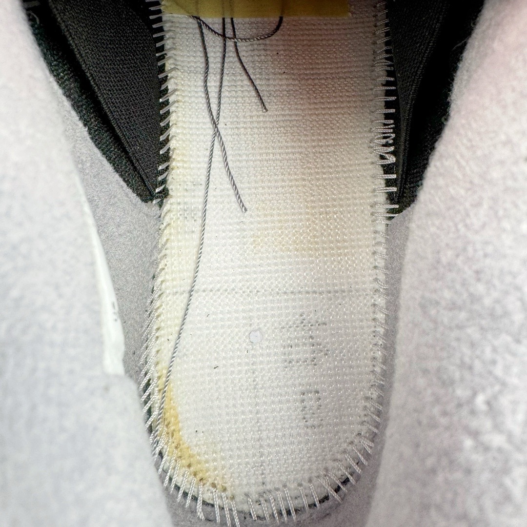 图片[18]-＃GX Air Jordan AJ4 \\\”Bred Reimagined\\\” 黑红2024 FV5029-006 全新批次 圈内最强四代 独家外贸特供尺码含 45.5 49.5 50.5 耗时半年巨作 全套原纸板楦头开发 原厂特供皮料加持 确保原汁原味 完美呈现四代版型 一比一鞋头弧度高度鞋身弧度 数据细节工艺流程均保持原鞋一致 原厂TPU网格鞋带扣 正确内里网布 菱角分明不变形无多余毛边 柔软性质感一致于原鞋 市场唯一原厂鞋扣模具 背面可见隐藏注塑口 原厂织唛标 原厂飞人电绣工艺 尾指中部跳三针 独家绑鞋带手法 印刷中底布 四线拉帮 米色美纹纸贴合固定 进口港宝加持 后跟自然饱满 全鞋荧光划线卡点 追求极致完美 每一双都是工艺品 多重QC质检 超越公司货的品控标准 实实在在的免检产品 尺码：40 40.5 41 42 42.5 43 44 44.5 45 45.5 46 47.5 48.5 49.5 50.5-选品中心