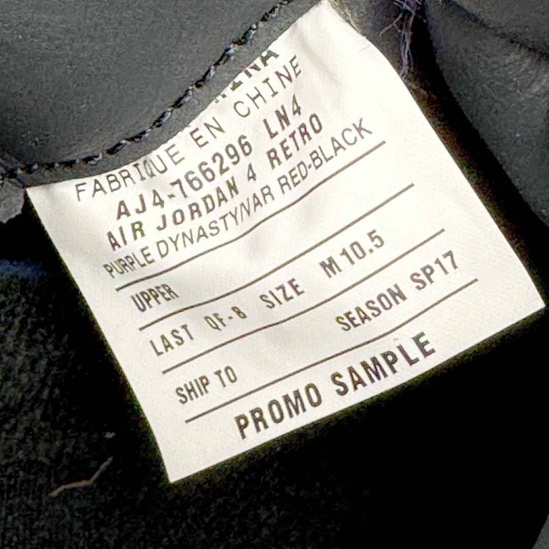 图片[16]-＃GX Travis Scott x Air Jordan AJ4 TS联名亲友限定黑紫 AJ4-766296 圈内最强四代 独家外贸特供尺码含 45.5 49.5 50.5 耗时半年巨作 全套原纸板楦头开发 原厂特供皮料加持 确保原汁原味 完美呈现四代版型 一比一鞋头弧度高度鞋身弧度 数据细节工艺流程均保持原鞋一致 原厂TPU网格鞋带扣 正确内里网布 菱角分明不变形无多余毛边 柔软性质感一致于原鞋 市场唯一原厂鞋扣模具 背面可见隐藏注塑口 原厂织唛标 原厂飞人电绣工艺 尾指中部跳三针 独家绑鞋带手法 印刷中底布 四线拉帮 米色美纹纸贴合固定 进口港宝加持 后跟自然饱满 全鞋荧光划线卡点 追求极致完美 每一双都是工艺品 多重QC质检 超越公司货的品控标准 实实在在的免检产品 尺码：40 40.5 41 42 42.5 43 44 44.5 45 45.5 46 47.5 48.5 49.5 50.5-选品中心