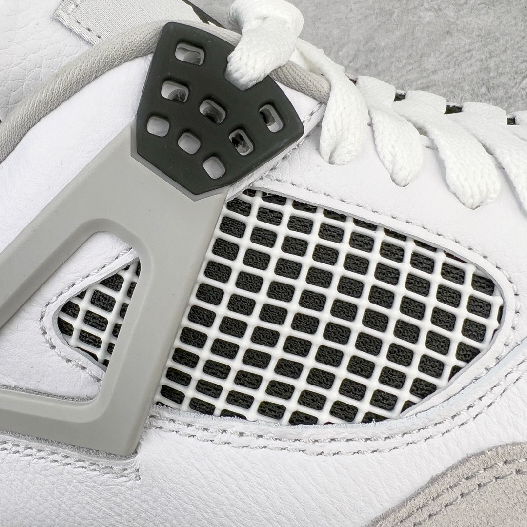 图片[15]-＃GX Air Jordan AJ4 Retro 小白水泥 DH6927-111 圈内最强四代 独家外贸特供尺码含 45.5 49.5 50.5 耗时半年巨作 全套原纸板楦头开发 原厂特供皮料加持 确保原汁原味 完美呈现四代版型 一比一鞋头弧度高度鞋身弧度 数据细节工艺流程均保持原鞋一致 原厂TPU网格鞋带扣 正确内里网布 菱角分明不变形无多余毛边 柔软性质感一致于原鞋 市场唯一原厂鞋扣模具 背面可见隐藏注塑口 原厂织唛标 原厂飞人电绣工艺 尾指中部跳三针 独家绑鞋带手法 印刷中底布 四线拉帮 米色美纹纸贴合固定 进口港宝加持 后跟自然饱满 全鞋荧光划线卡点 追求极致完美 每一双都是工艺品 多重QC质检 超越公司货的品控标准 实实在在的免检产品 尺码：40 40.5 41 42 42.5 43 44 44.5 45 45.5 46 47.5 48.5 49.5 50.5-选品中心