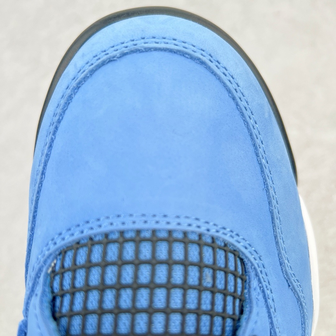 图片[10]-＃GX Travis Scott x Air Jordan AJ4 TS联名冰蓝 308497-406 圈内最强四代 独家外贸特供尺码含 45.5 49.5 50.5 耗时半年巨作 全套原纸板楦头开发 原厂特供皮料加持 确保原汁原味 完美呈现四代版型 一比一鞋头弧度高度鞋身弧度 数据细节工艺流程均保持原鞋一致 原厂TPU网格鞋带扣 正确内里网布 菱角分明不变形无多余毛边 柔软性质感一致于原鞋 市场唯一原厂鞋扣模具 背面可见隐藏注塑口 原厂织唛标 原厂飞人电绣工艺 尾指中部跳三针 独家绑鞋带手法 印刷中底布 四线拉帮 米色美纹纸贴合固定 进口港宝加持 后跟自然饱满 全鞋荧光划线卡点 追求极致完美 每一双都是工艺品 多重QC质检 超越公司货的品控标准 实实在在的免检产品 尺码：40 40.5 41 42 42.5 43 44 44.5 45 45.5 46 47.5 48.5 49.5 50.5-选品中心