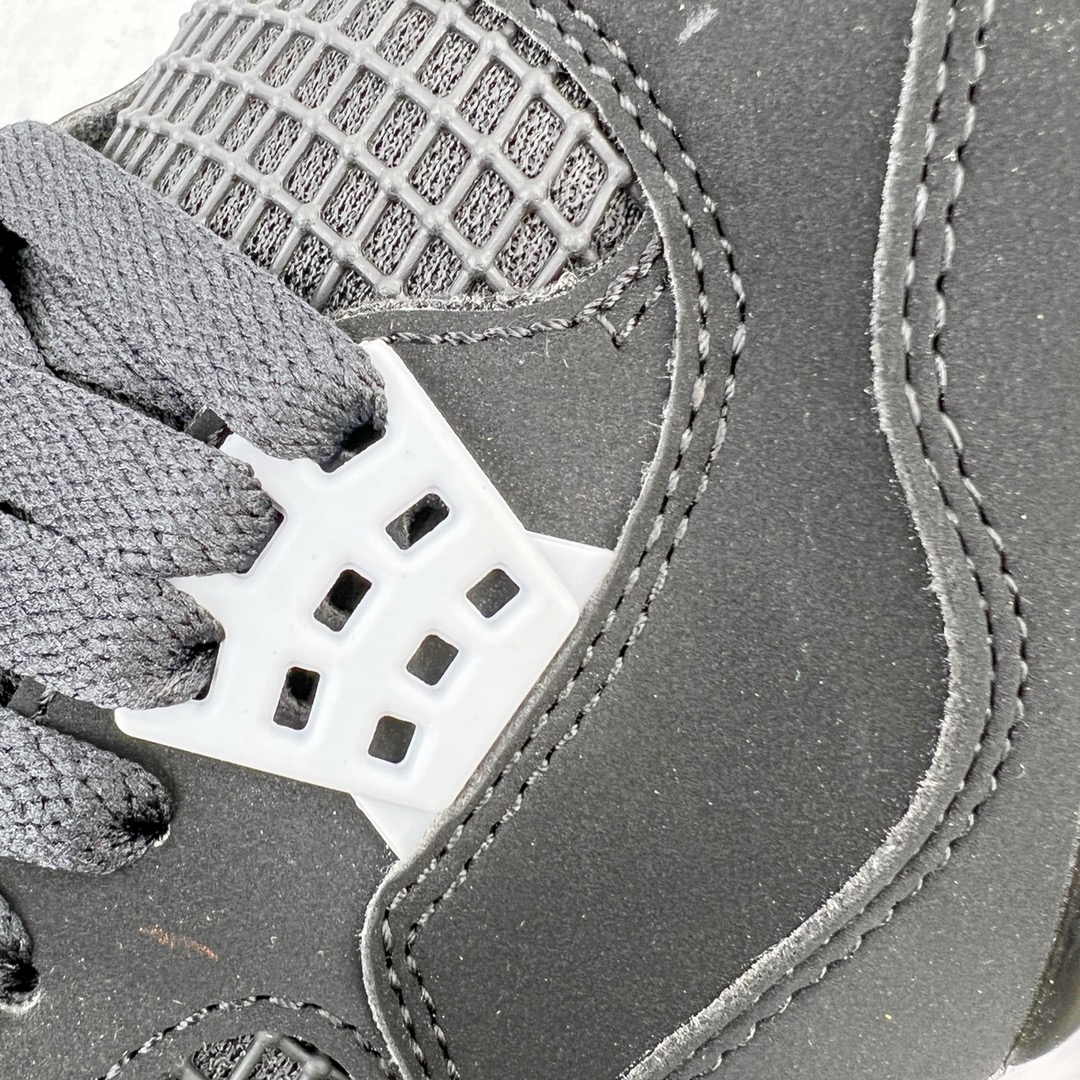 图片[11]-＃GX Air Jordan AJ4 Retro 黑红红牛 308497-060 圈内最强四代 独家外贸特供尺码含 45.5 49.5 50.5 耗时半年巨作 全套原纸板楦头开发 原厂特供皮料加持 确保原汁原味 完美呈现四代版型 一比一鞋头弧度高度鞋身弧度 数据细节工艺流程均保持原鞋一致 原厂TPU网格鞋带扣 正确内里网布 菱角分明不变形无多余毛边 柔软性质感一致于原鞋 市场唯一原厂鞋扣模具 背面可见隐藏注塑口 原厂织唛标 原厂飞人电绣工艺 尾指中部跳三针 独家绑鞋带手法 印刷中底布 四线拉帮 米色美纹纸贴合固定 进口港宝加持 后跟自然饱满 全鞋荧光划线卡点 追求极致完美 每一双都是工艺品 多重QC质检 超越公司货的品控标准 实实在在的免检产品 尺码：40 40.5 41 42 42.5 43 44 44.5 45 45.5 46 47.5 48.5 49.5 50.5-选品中心